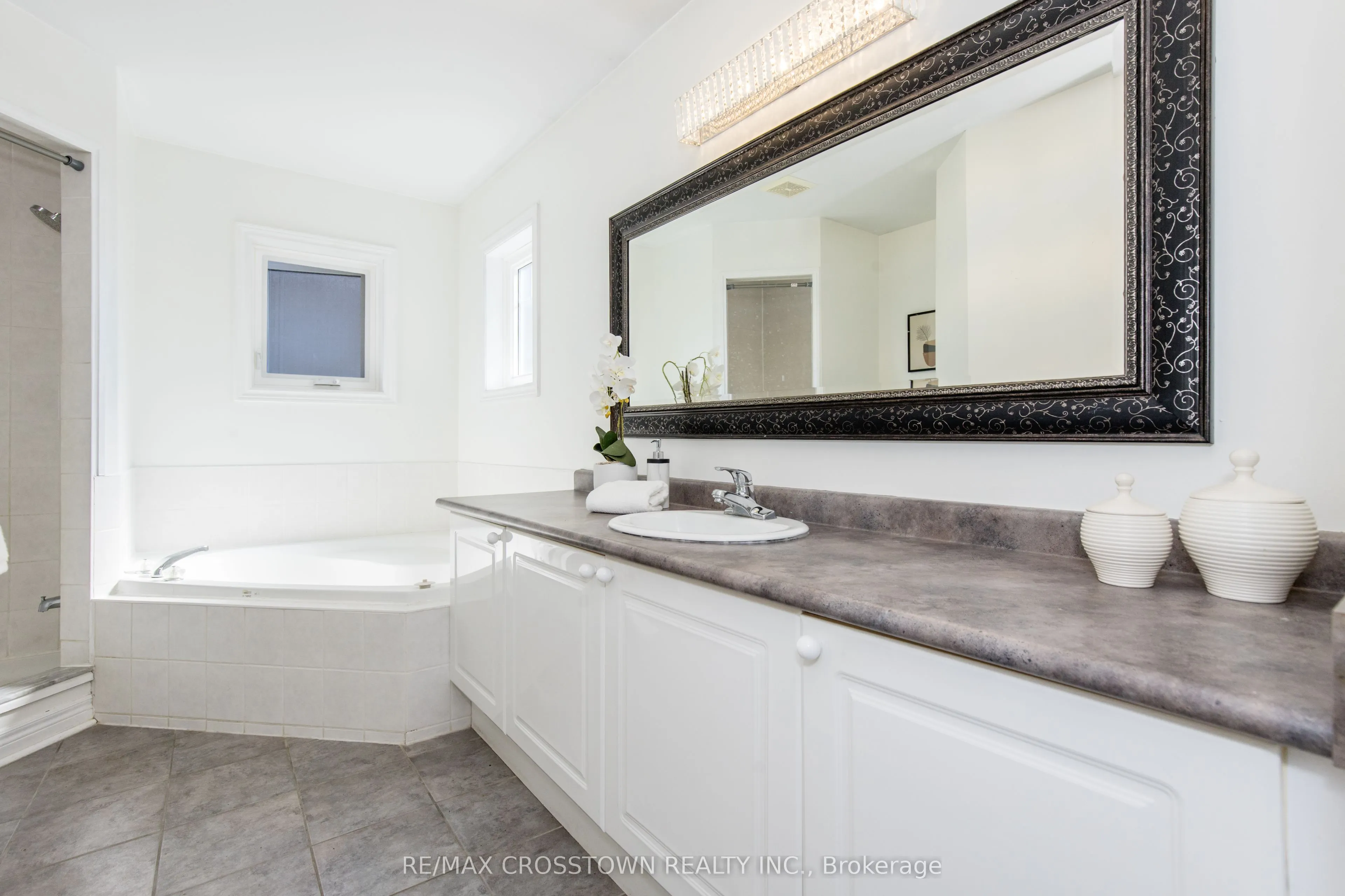 62 Windsor Crescent