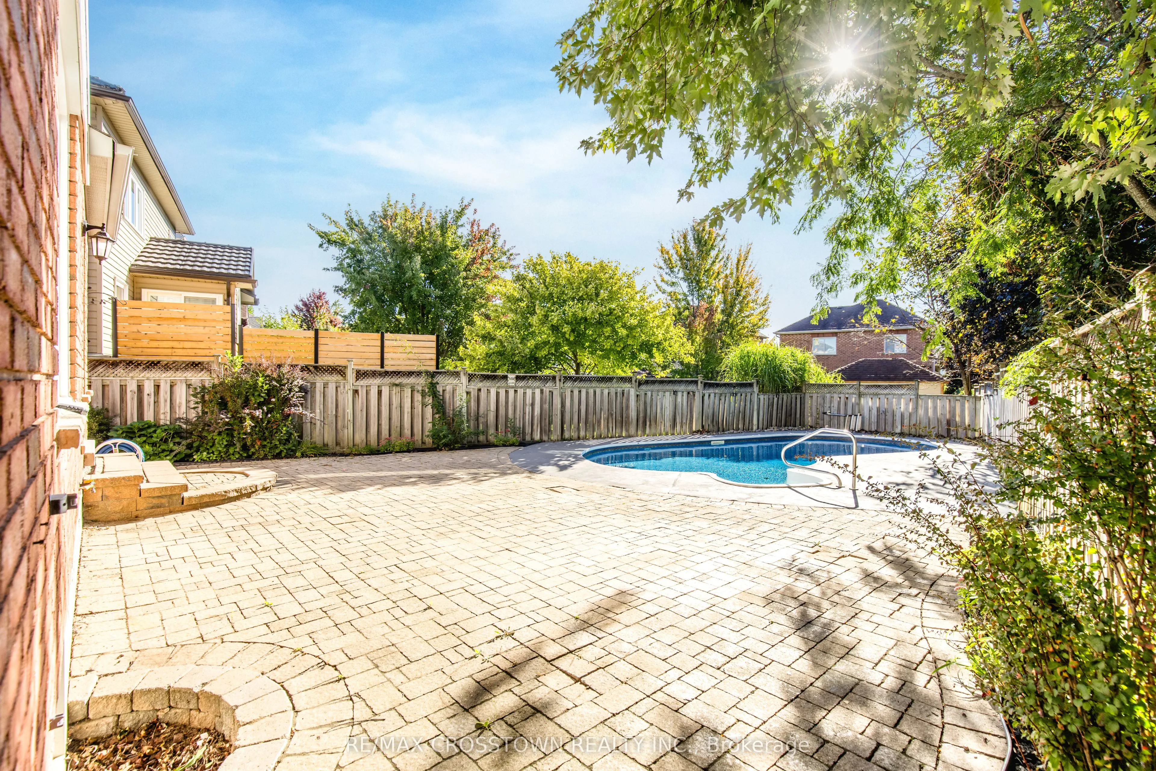 62 Windsor Crescent
