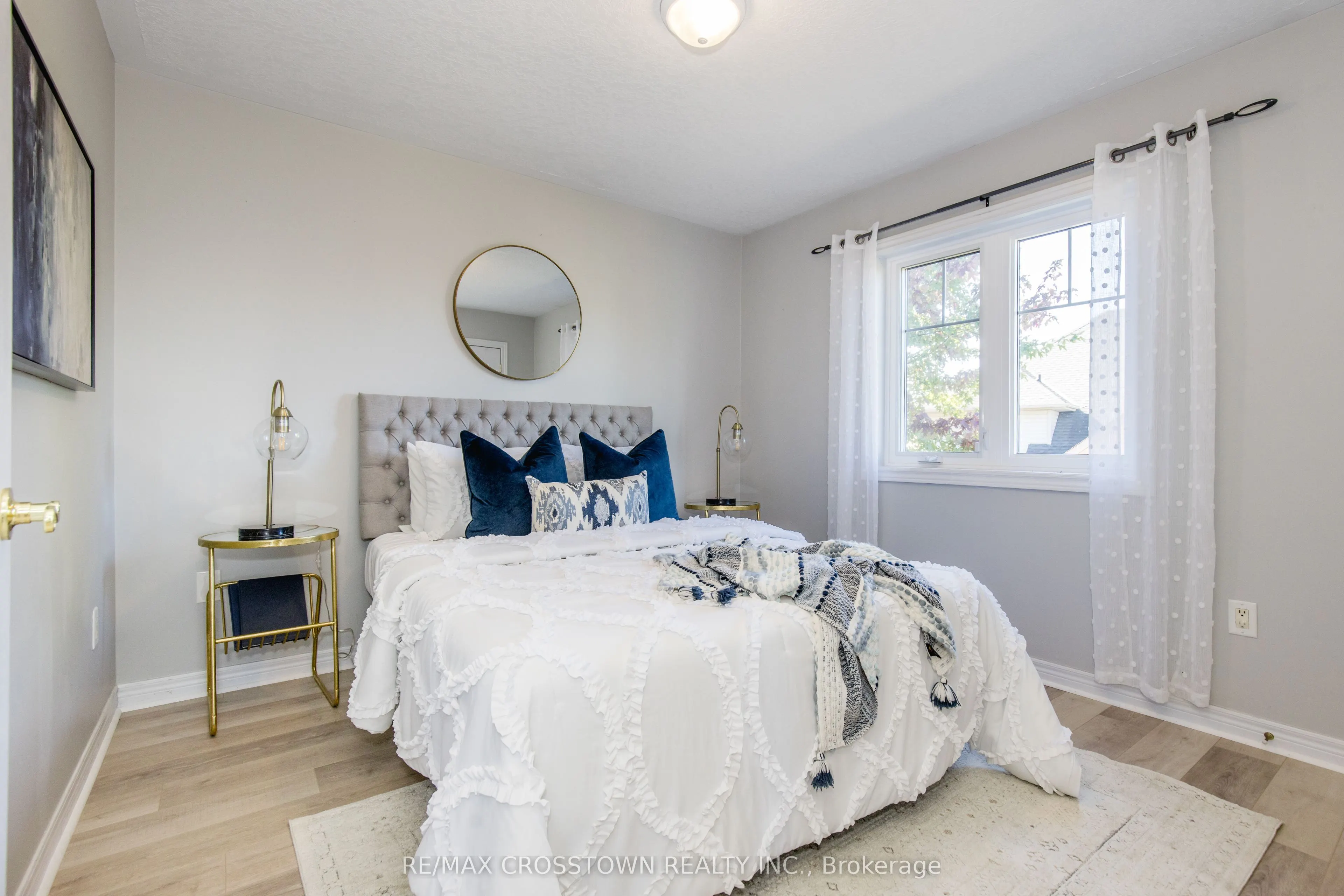 62 Windsor Crescent