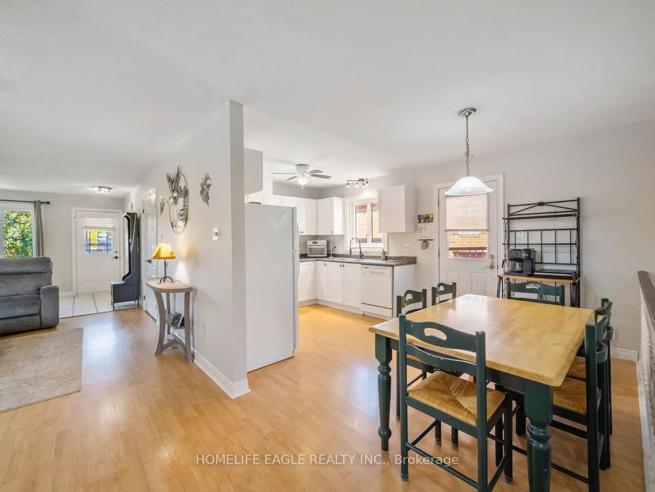 15 Brown Wood Drive