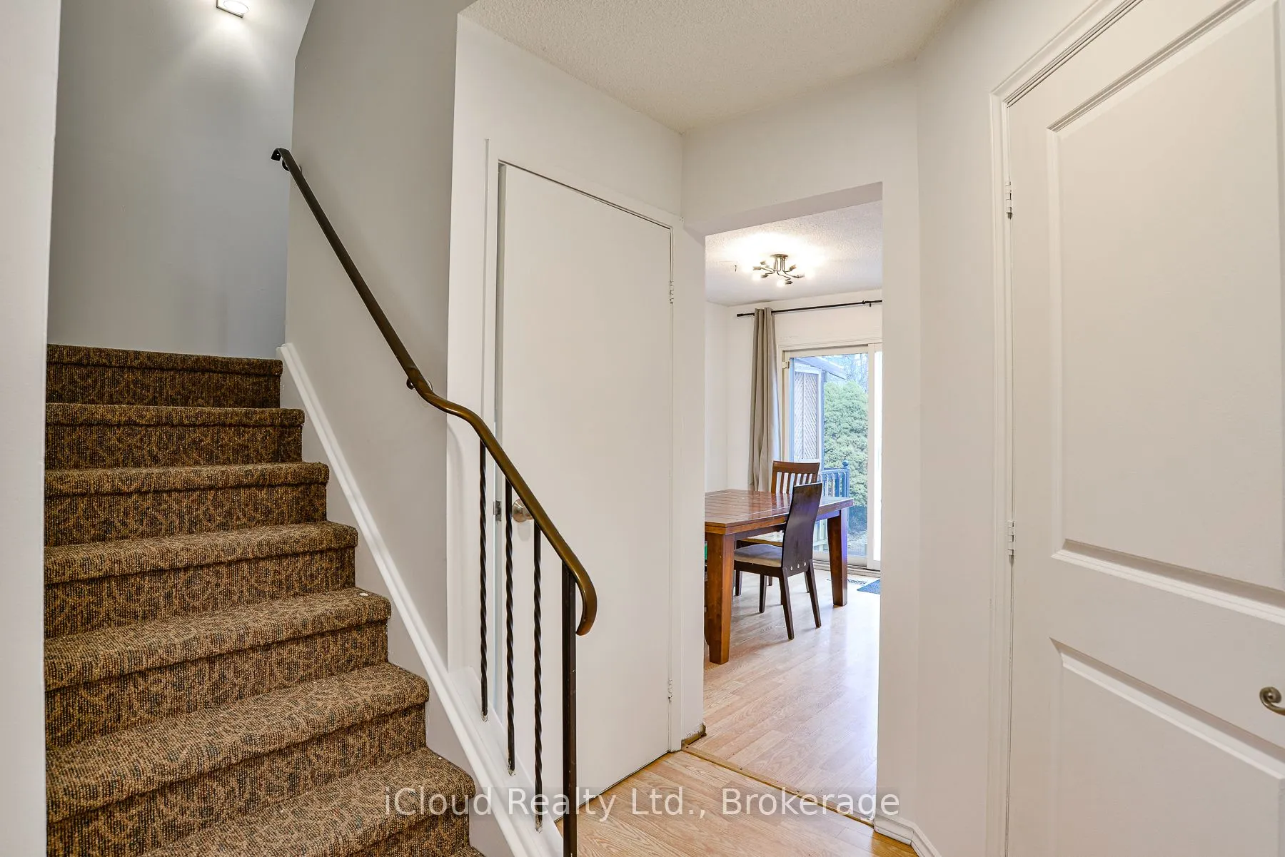 34 Kipling Place