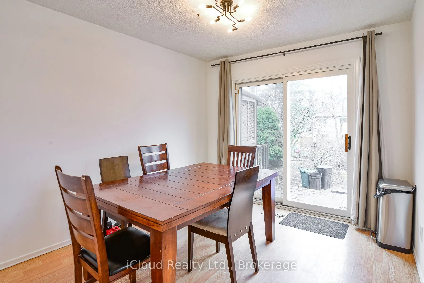 34 Kipling Place