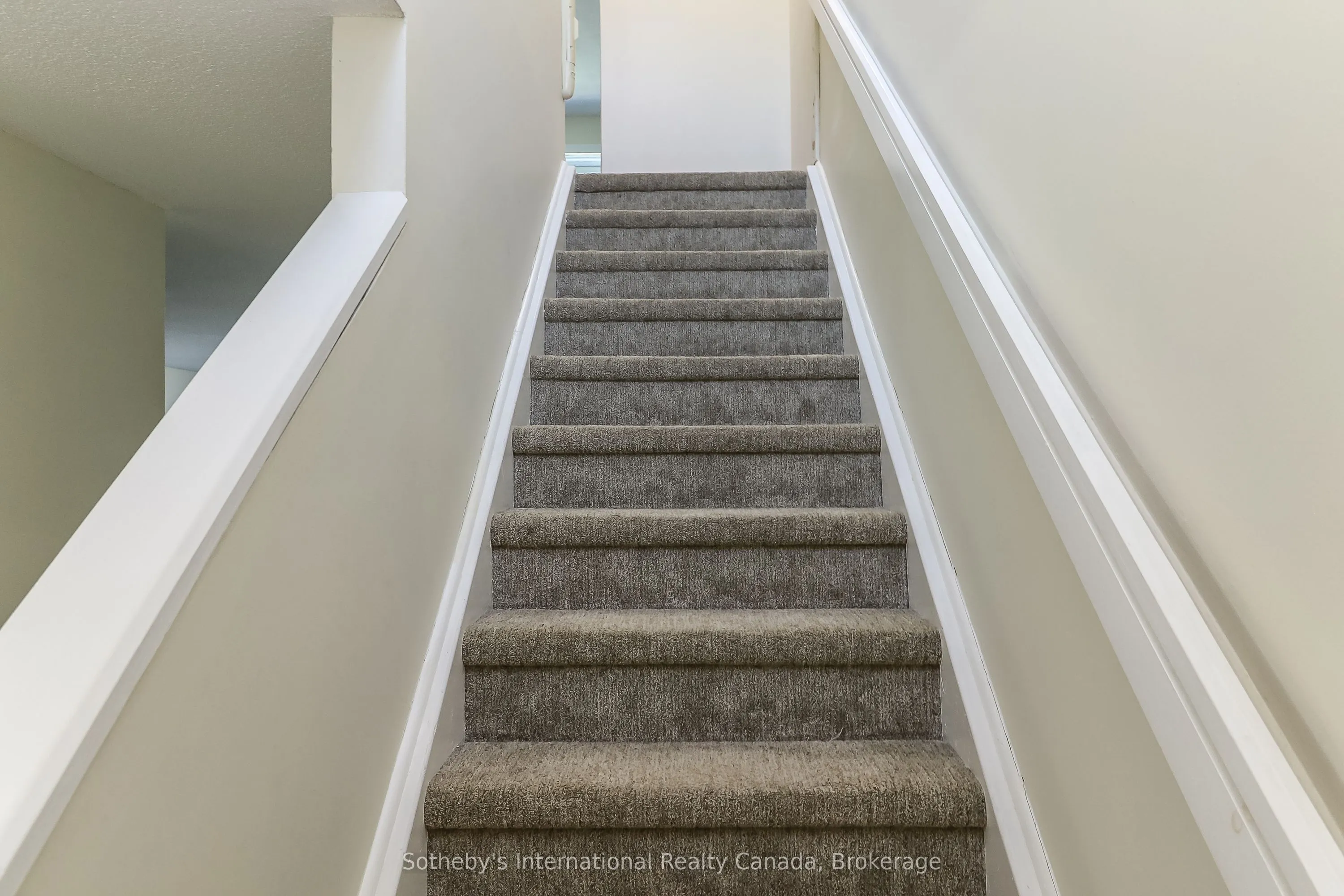 348 Mariners Way, #20