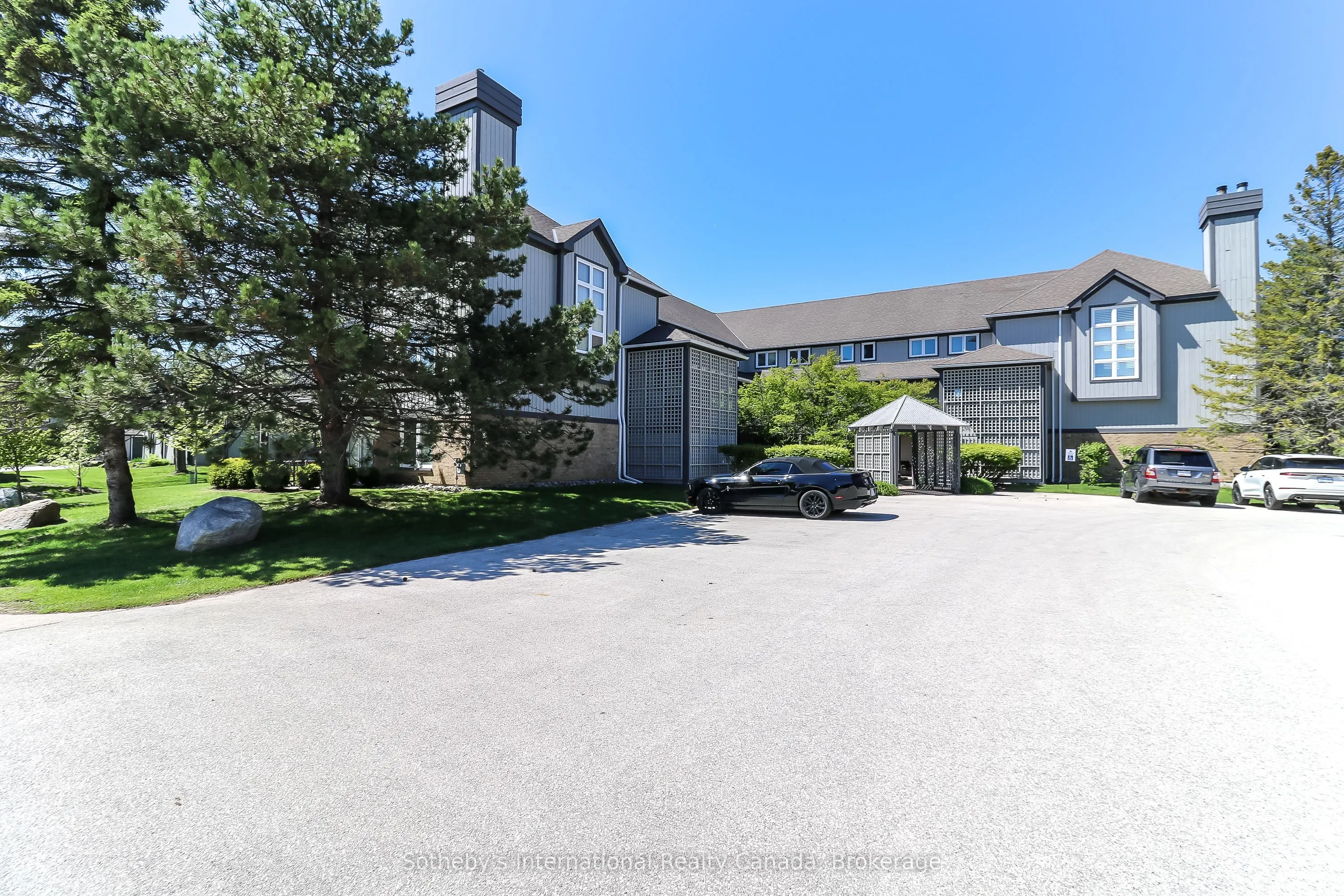 348 Mariners Way, #20