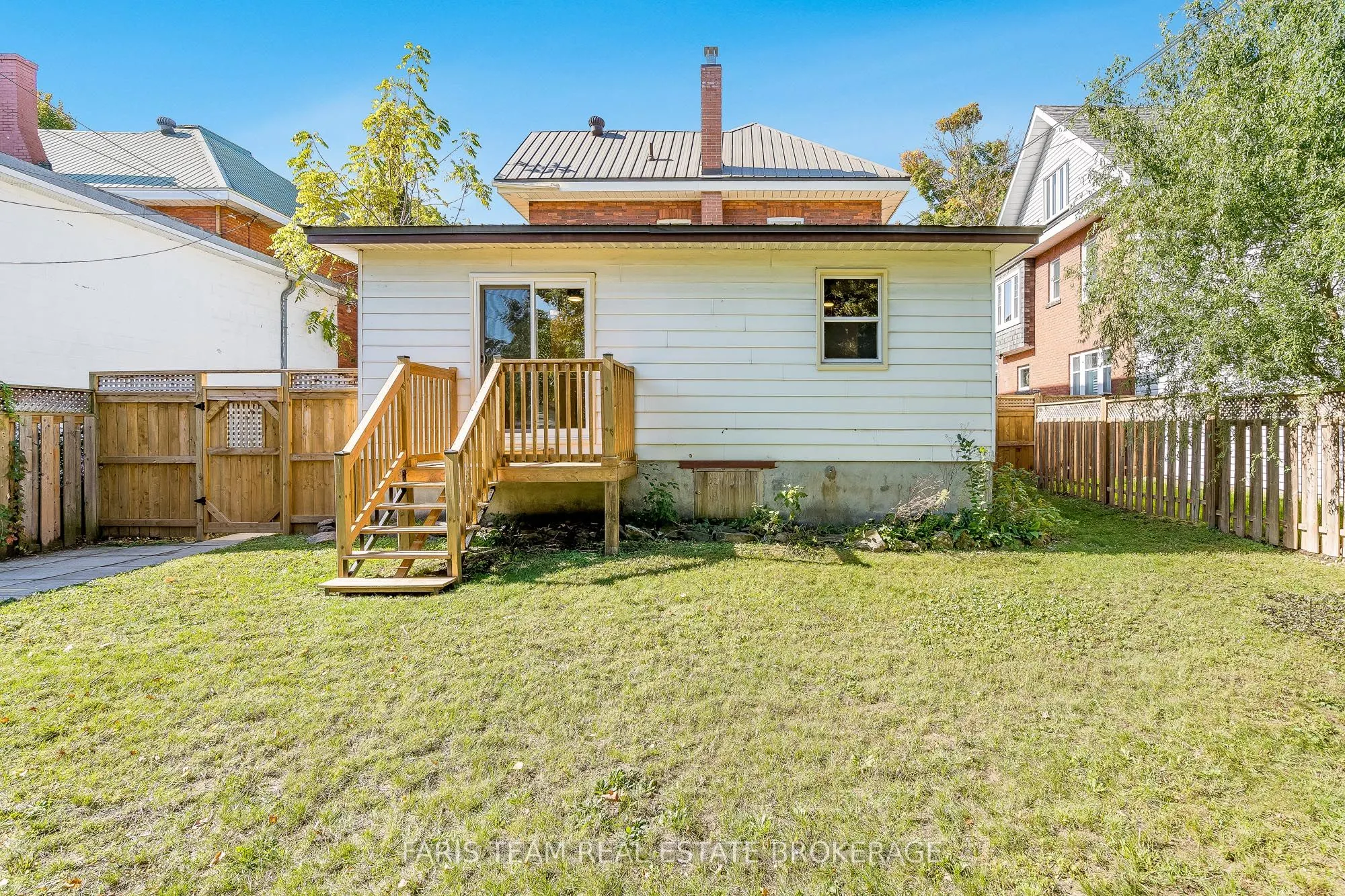 409 Queen Street