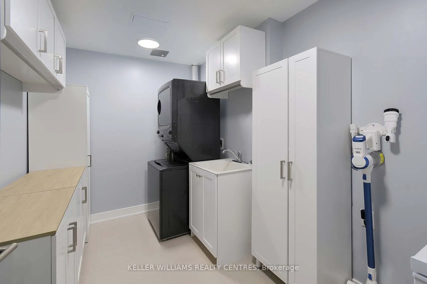 185 Dunlop Street E, #602