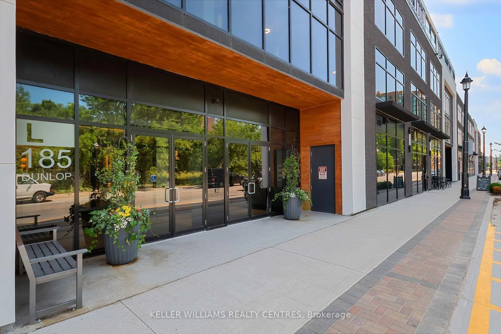 185 Dunlop Street E, #602
