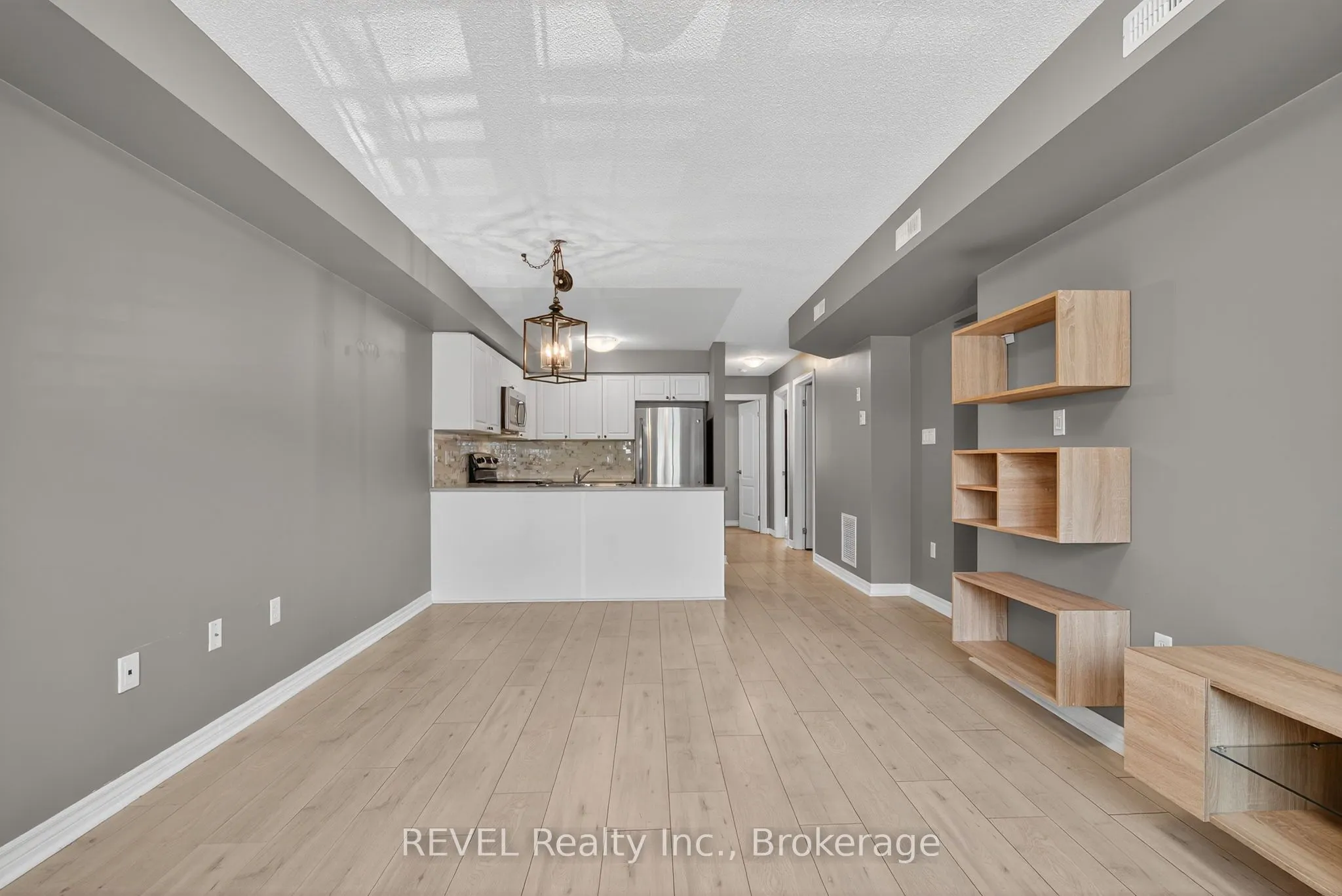 53 Ferndale Drive S, #11