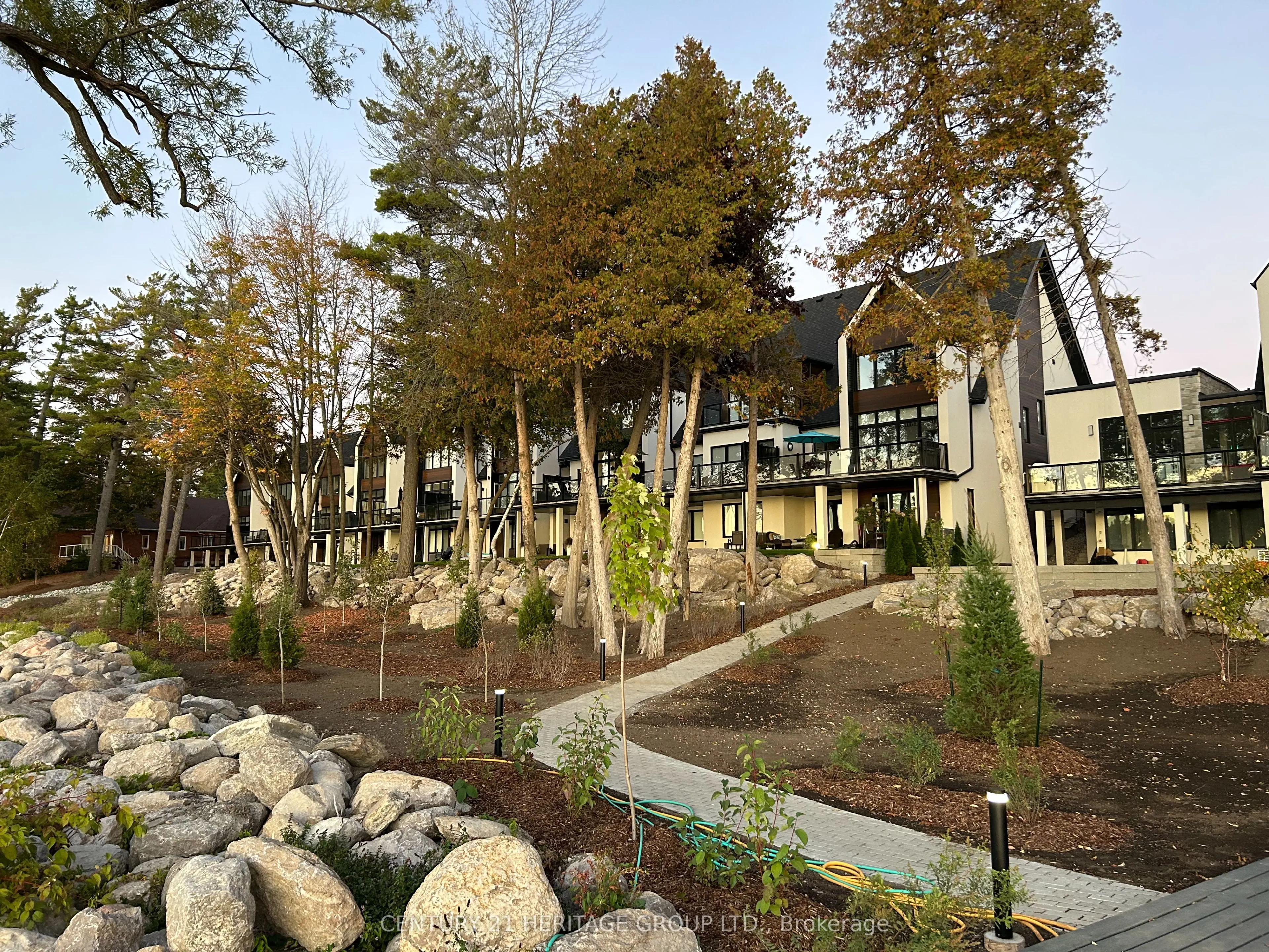 44 Ruby Crescent