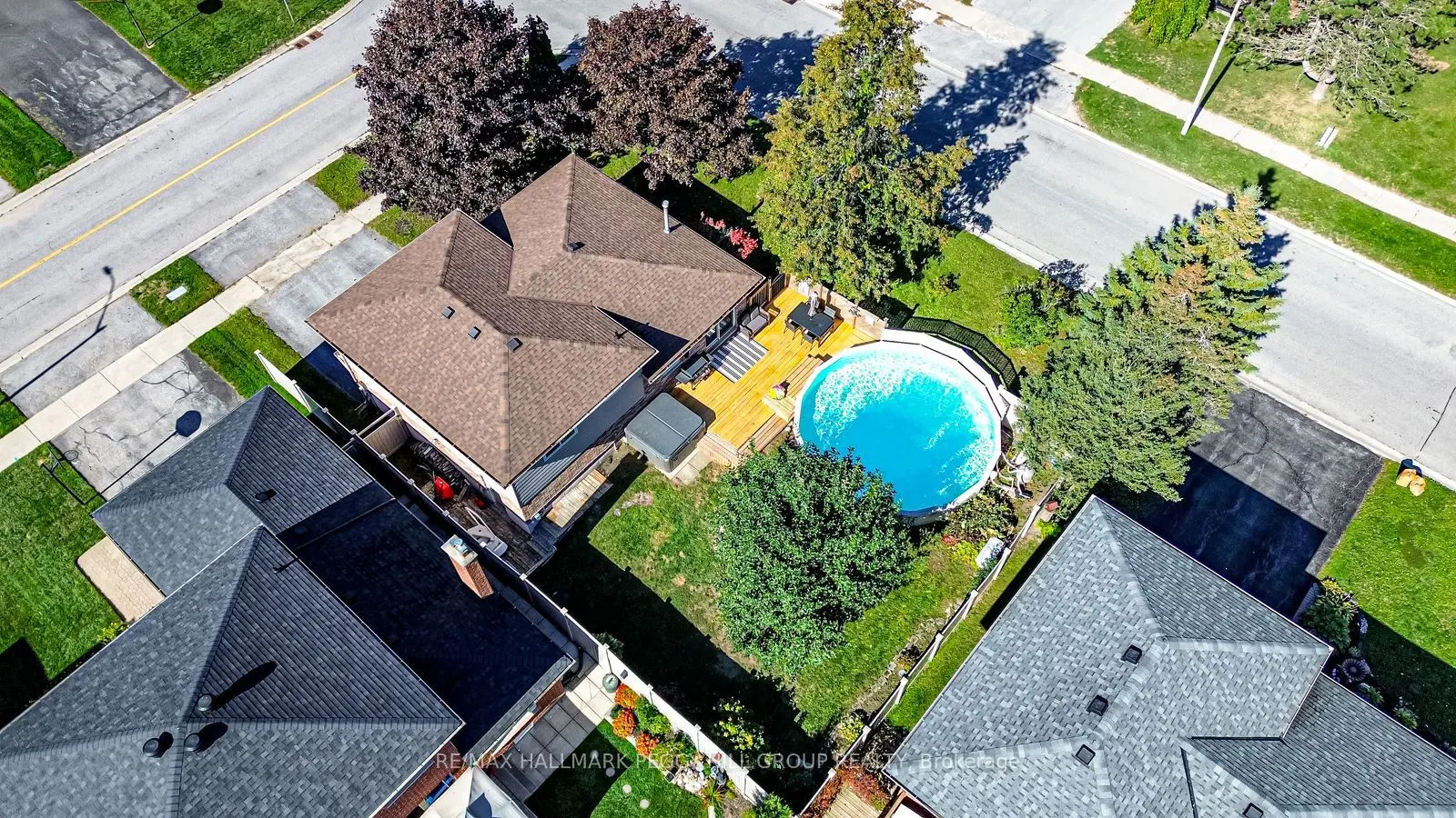 2 Carmichael Court