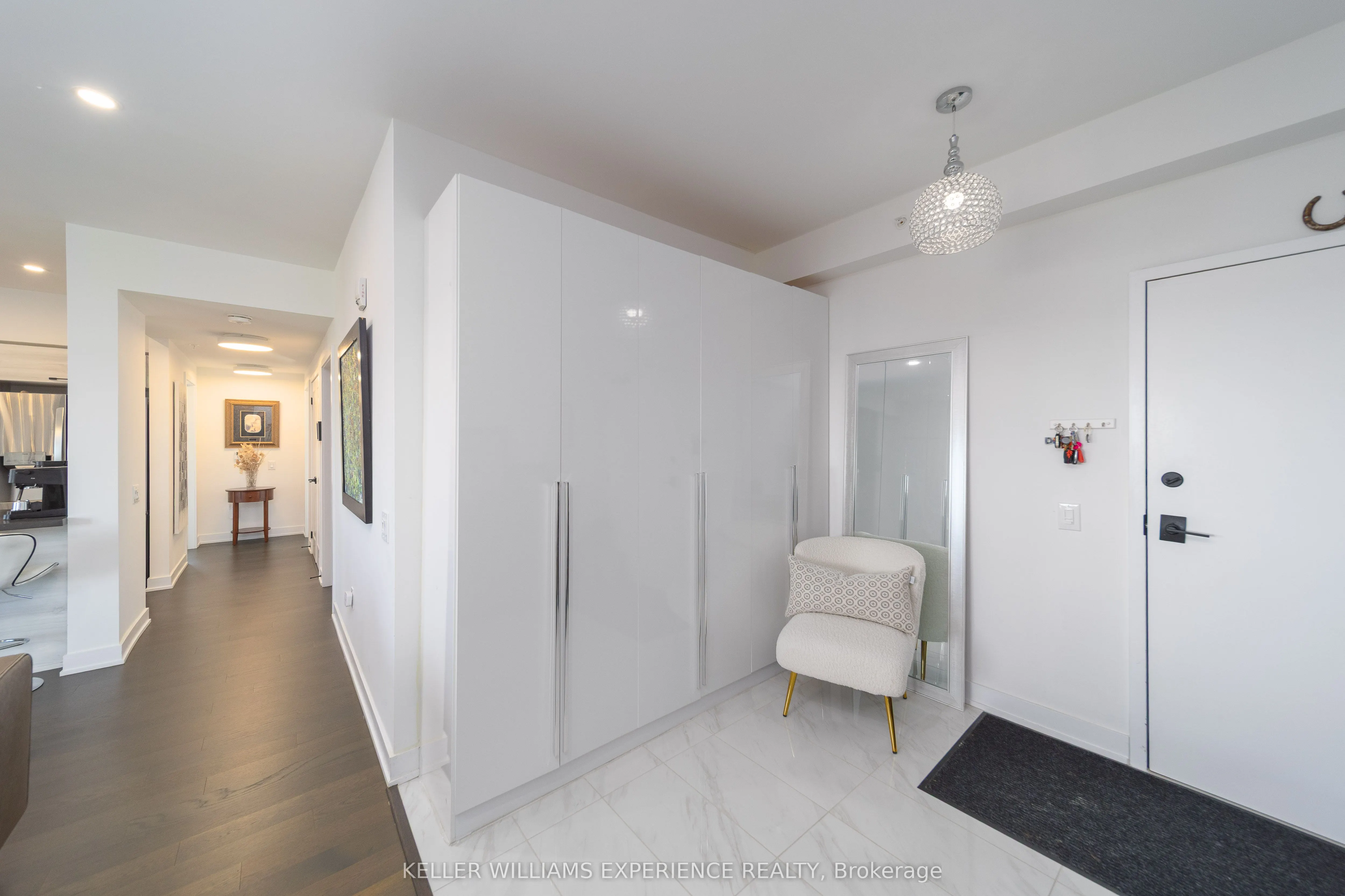 8 Culinary Lane, #601