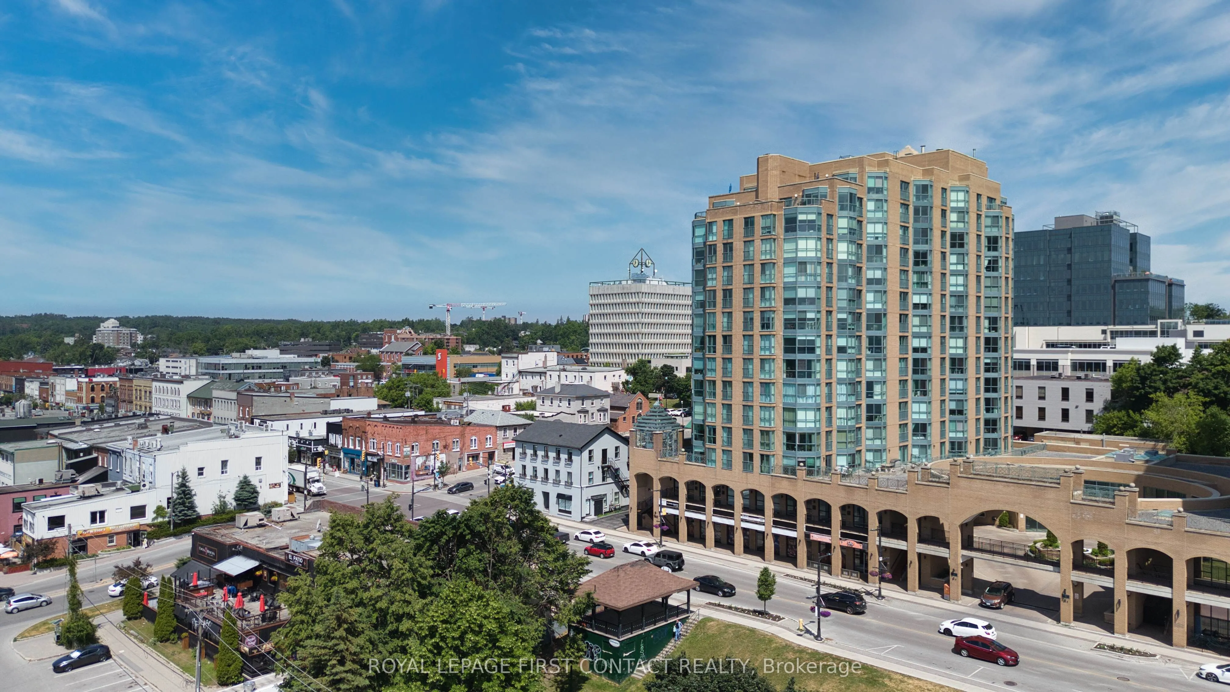 140 Dunlop Street E, #908