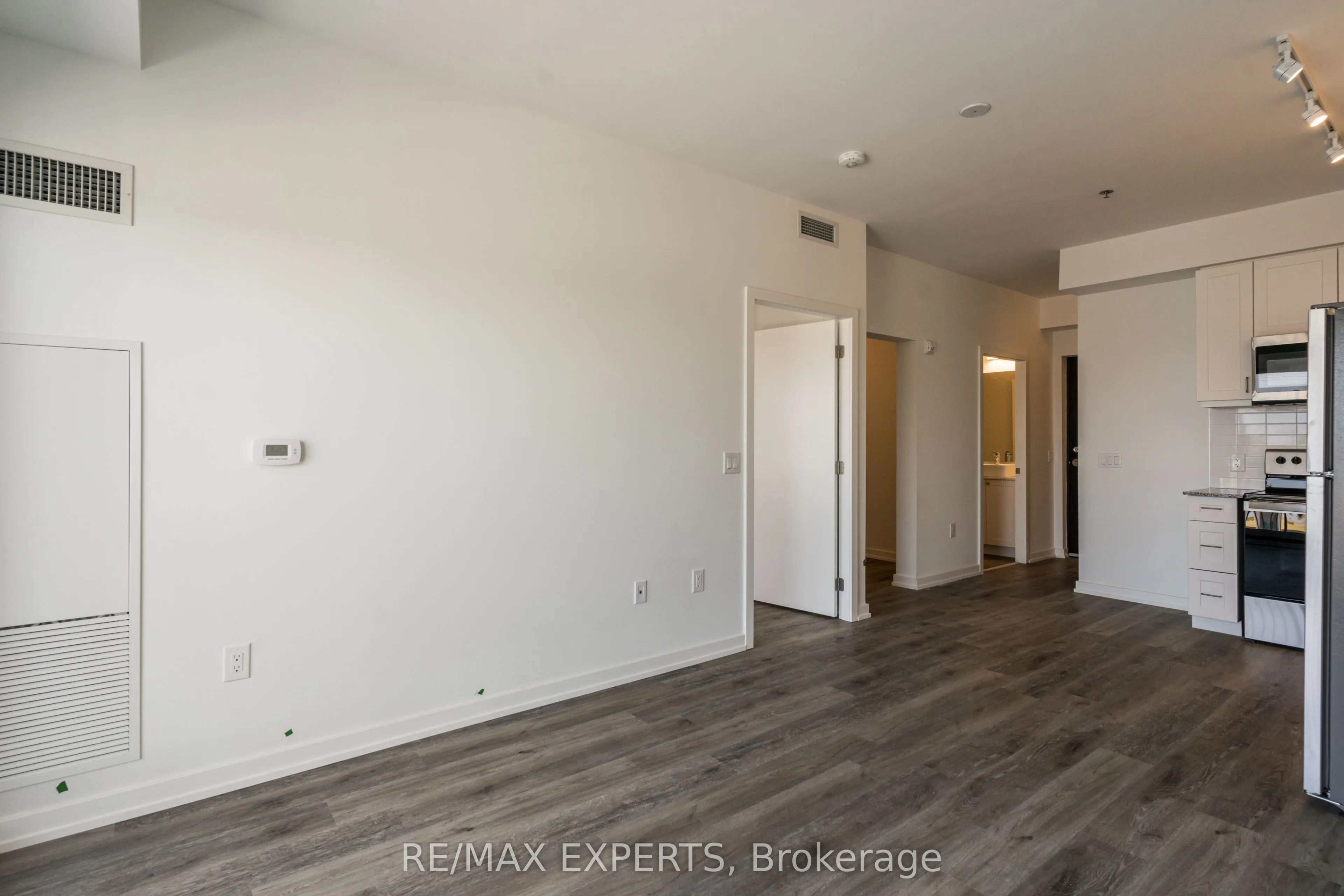 430 ESSA Road, #319