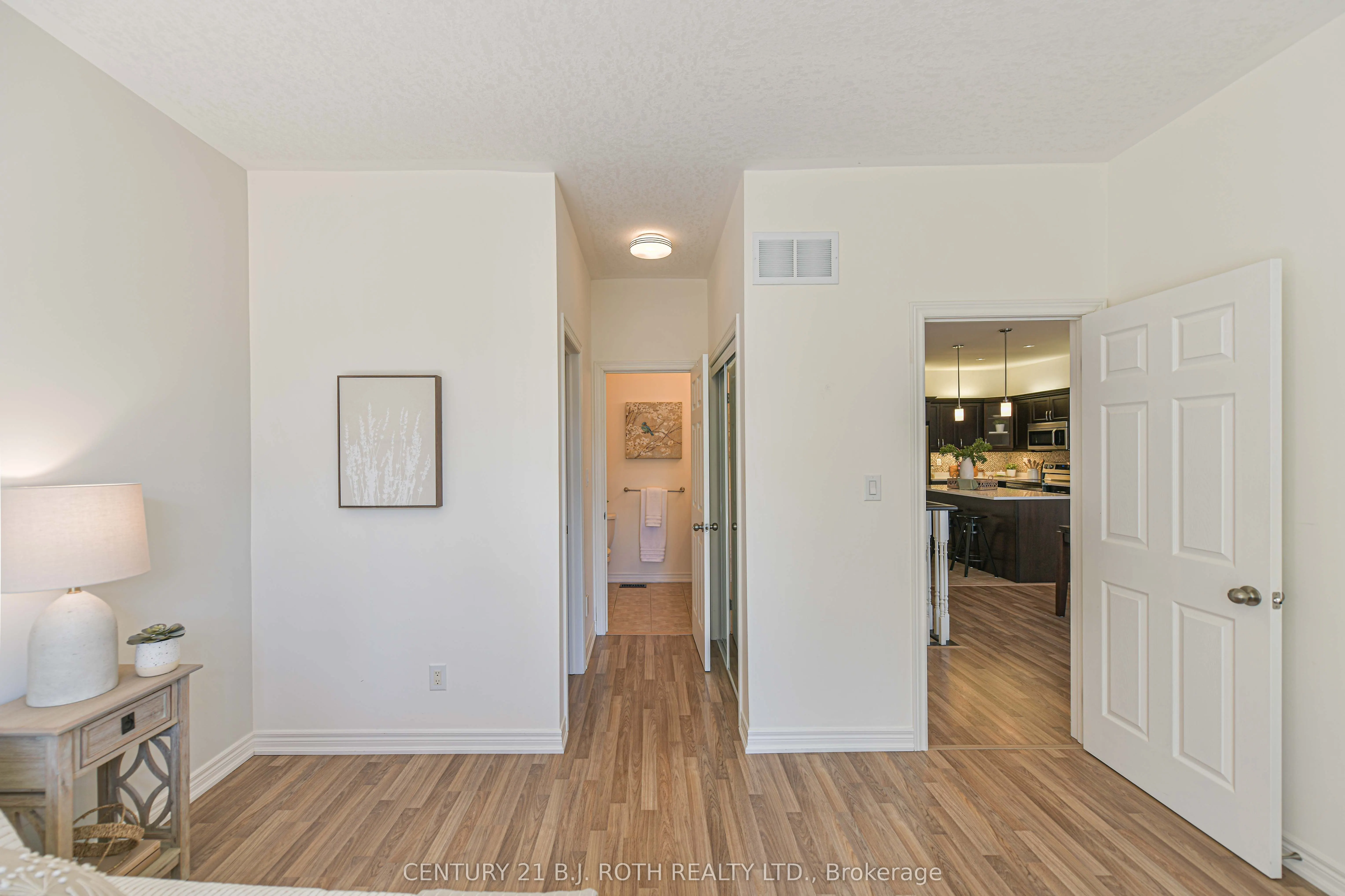 28 Canterbury Circle