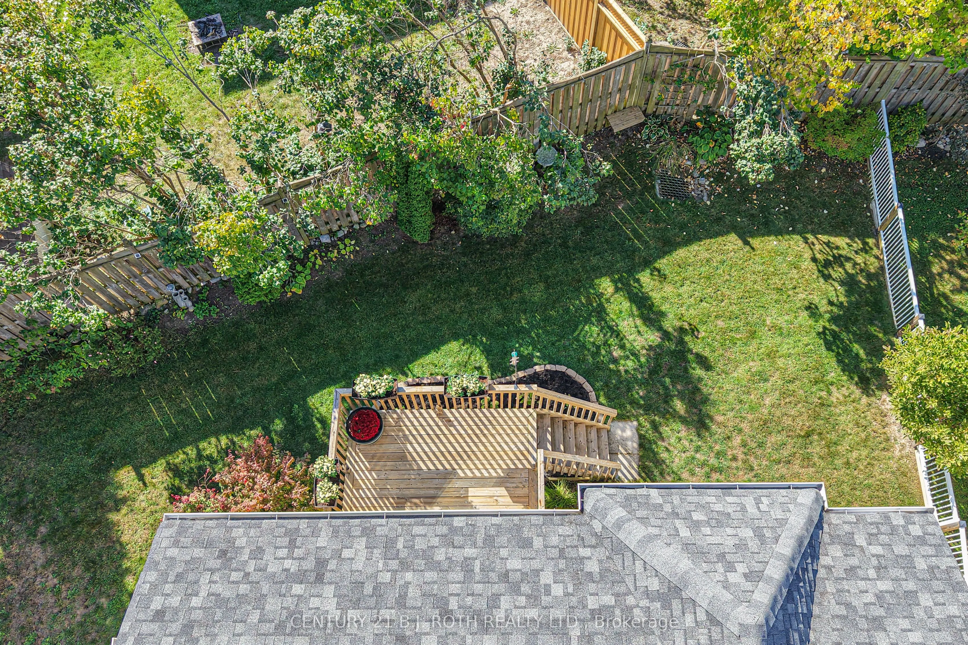 28 Canterbury Circle