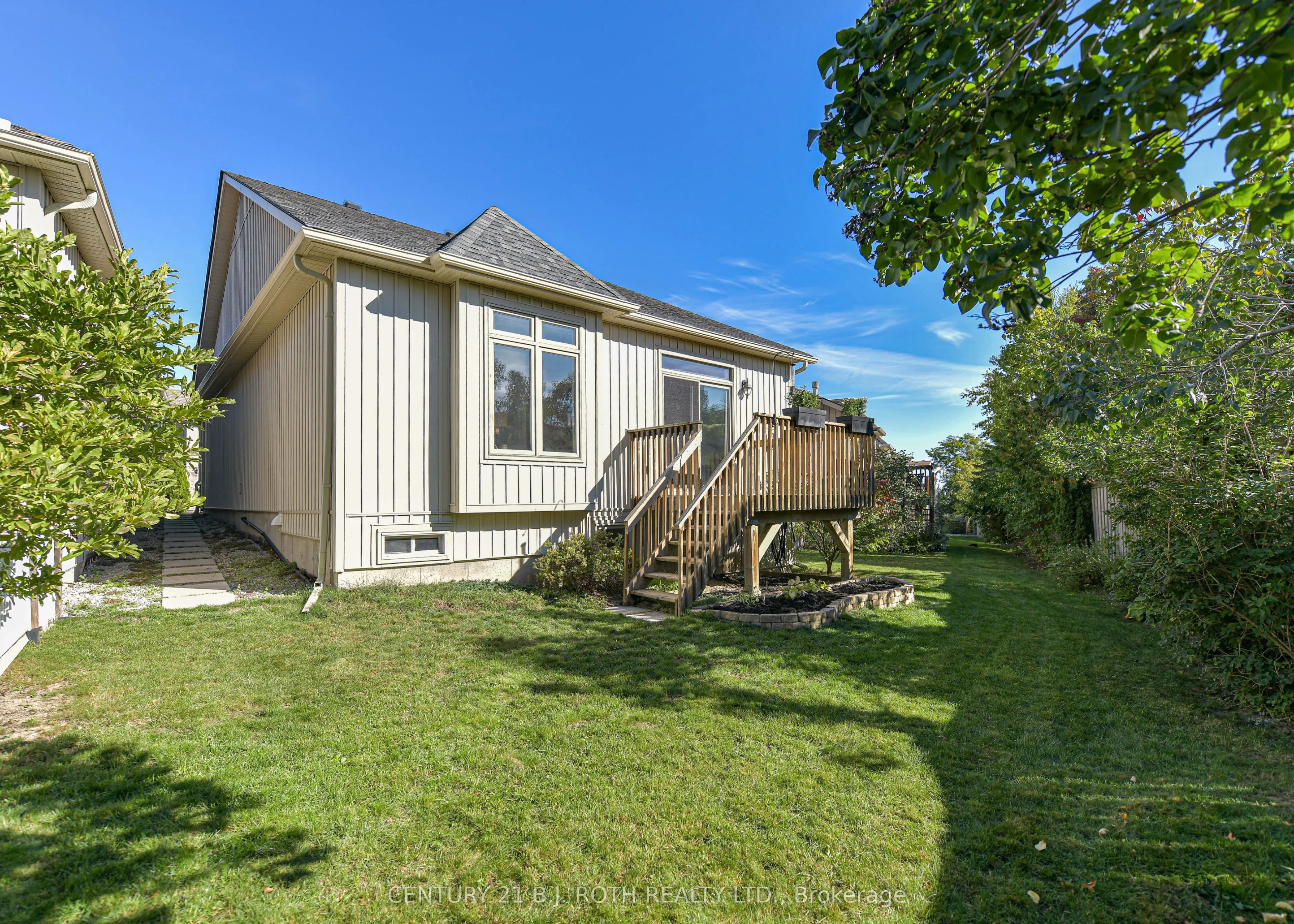 28 Canterbury Circle
