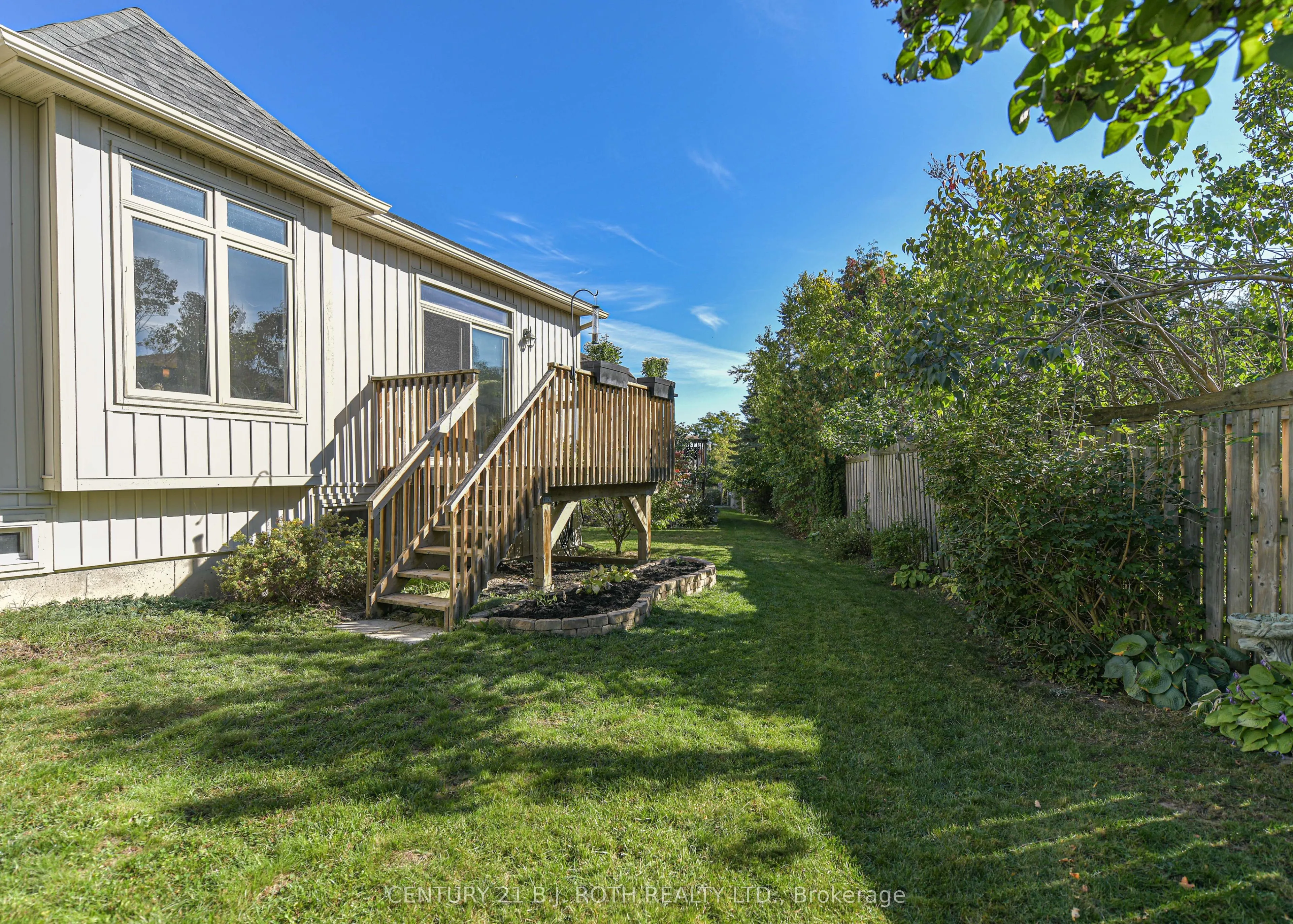 28 Canterbury Circle