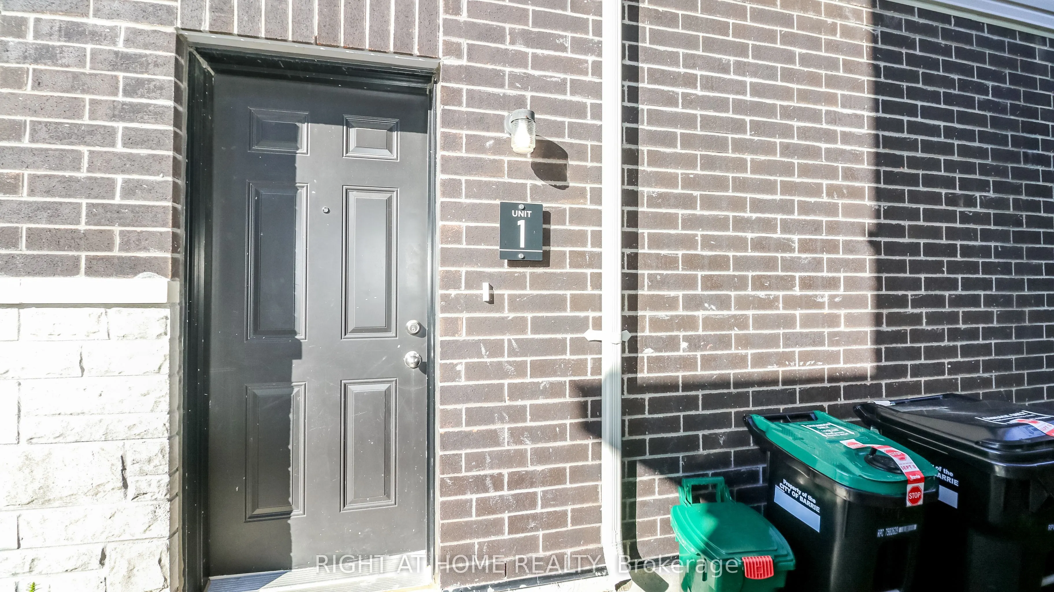 12 Bannister Road, #1