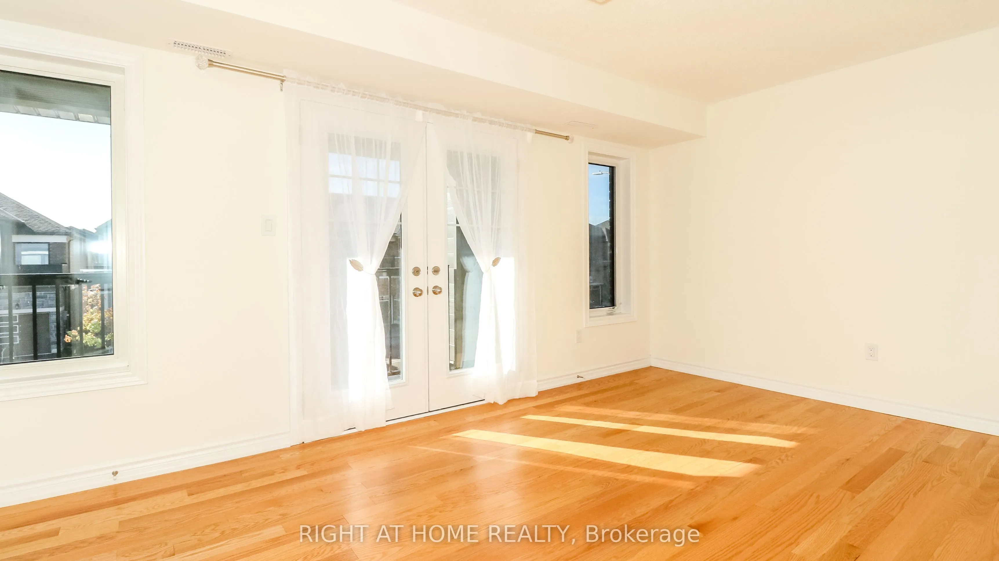 12 Bannister Road, #1