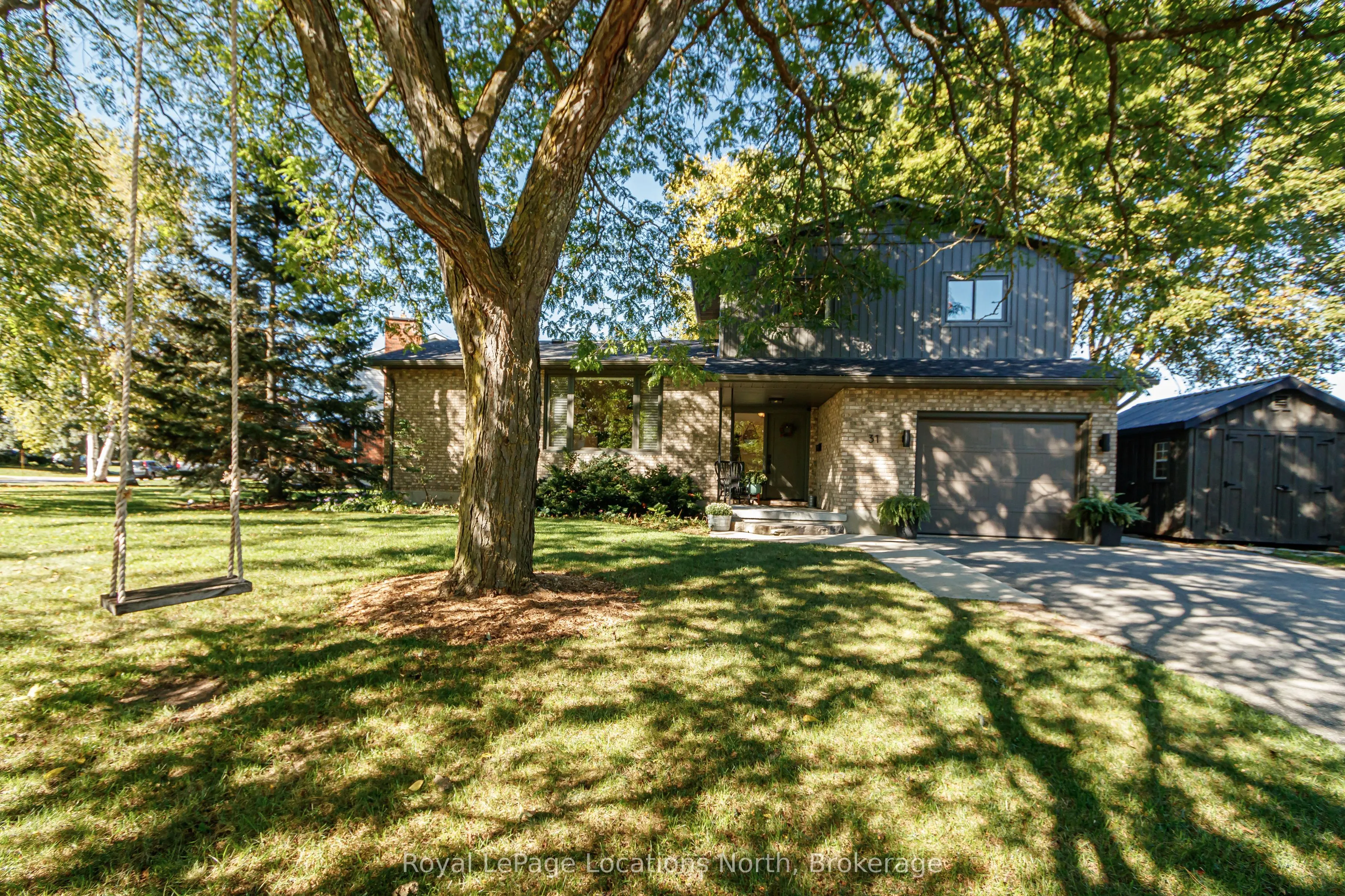 31 Brock Crescent