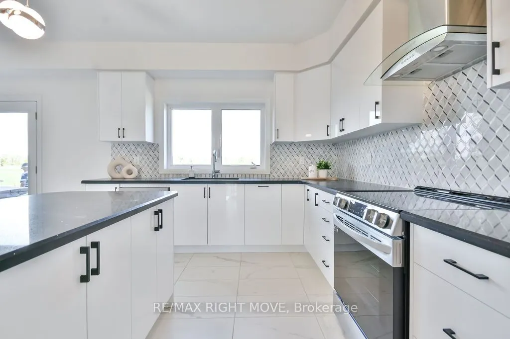 3721 Quayside Drive