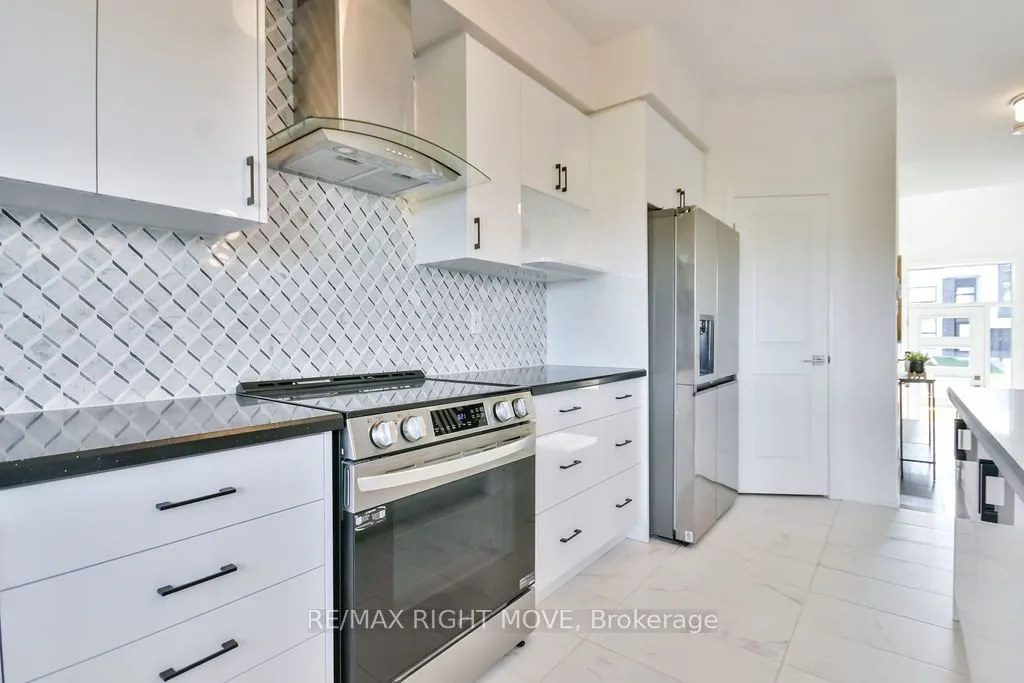 3721 Quayside Drive