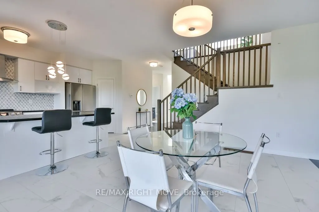 3721 Quayside Drive