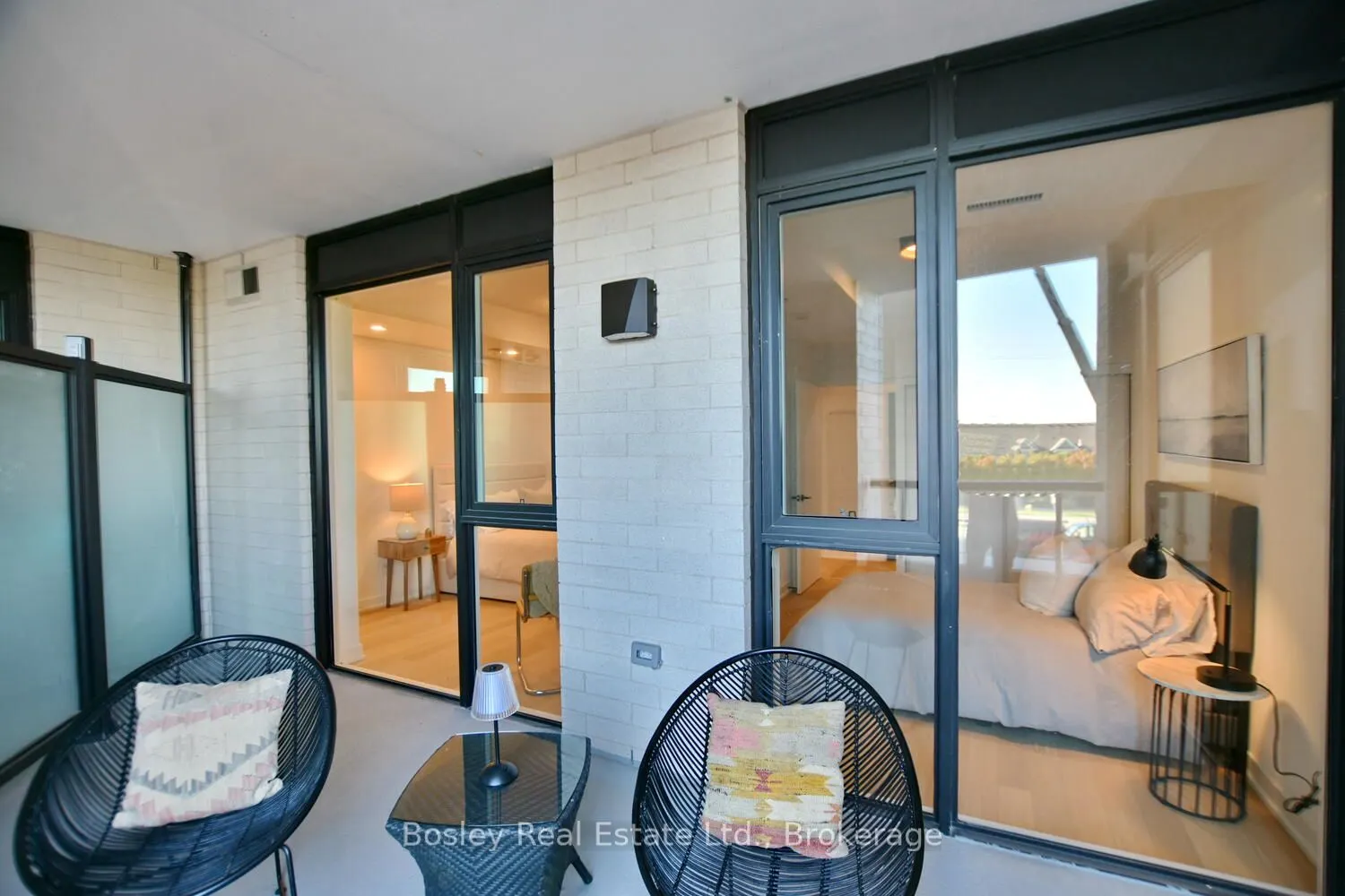 31 Huron Street, #227