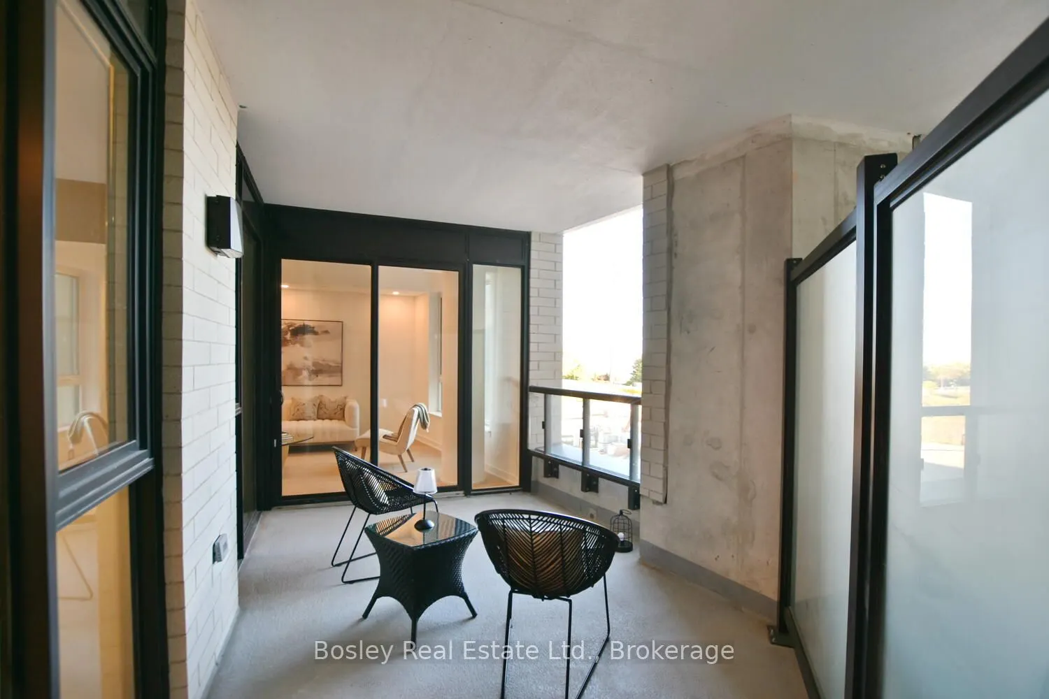 31 Huron Street, #227
