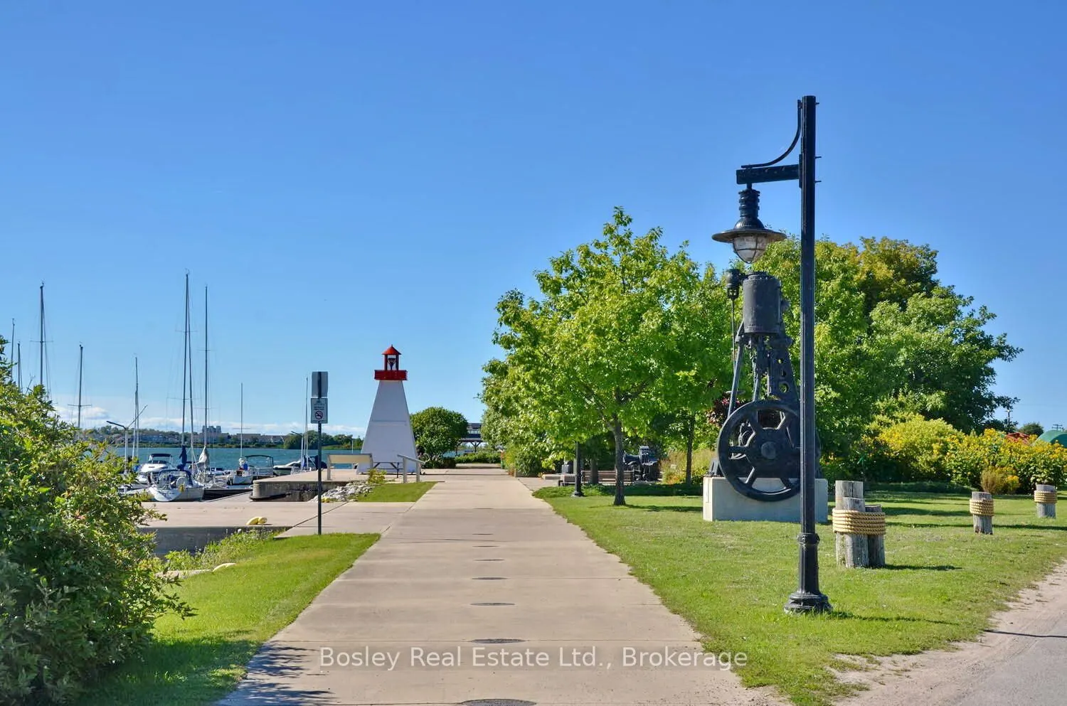 31 Huron Street, #227