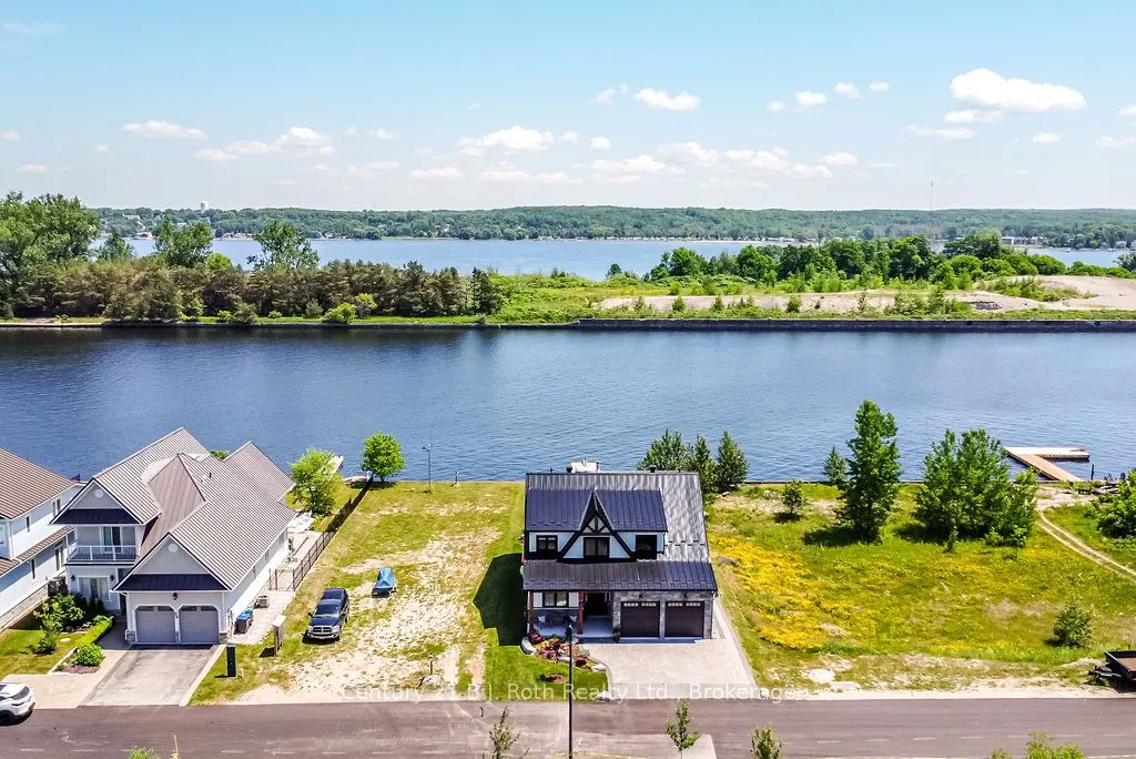 53 Dock Lane, #27