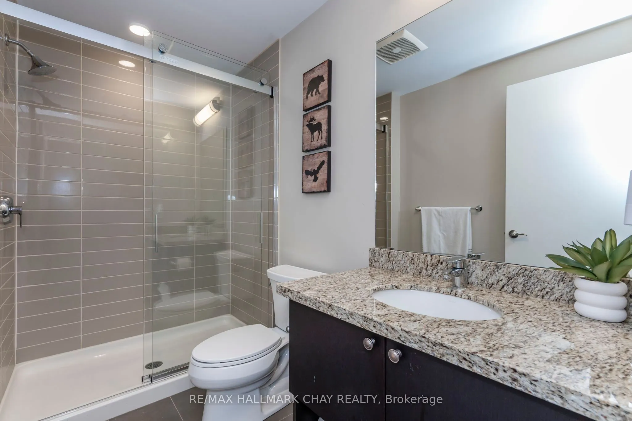 40 Horseshoe Boulevard, #207