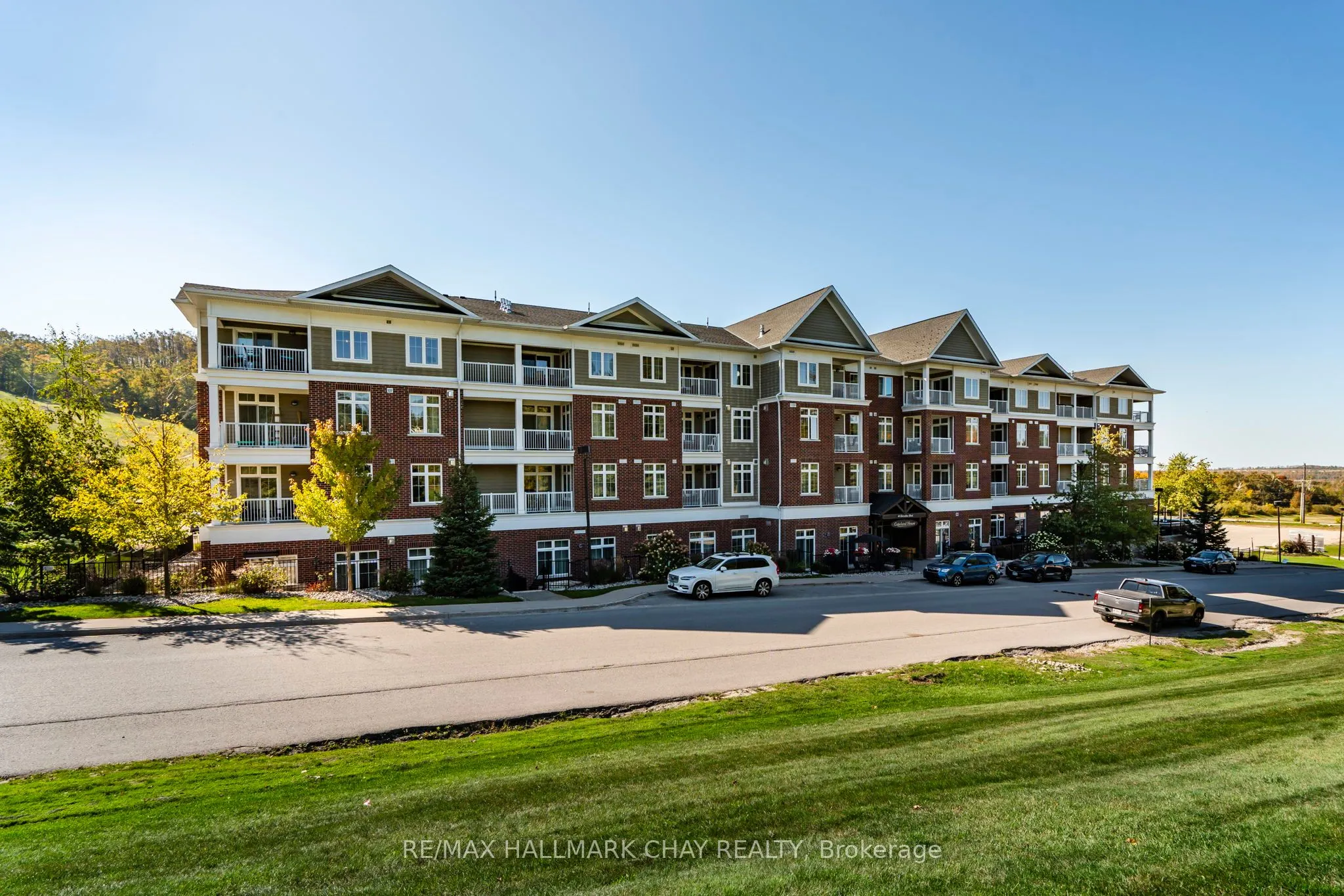 40 Horseshoe Boulevard, #207