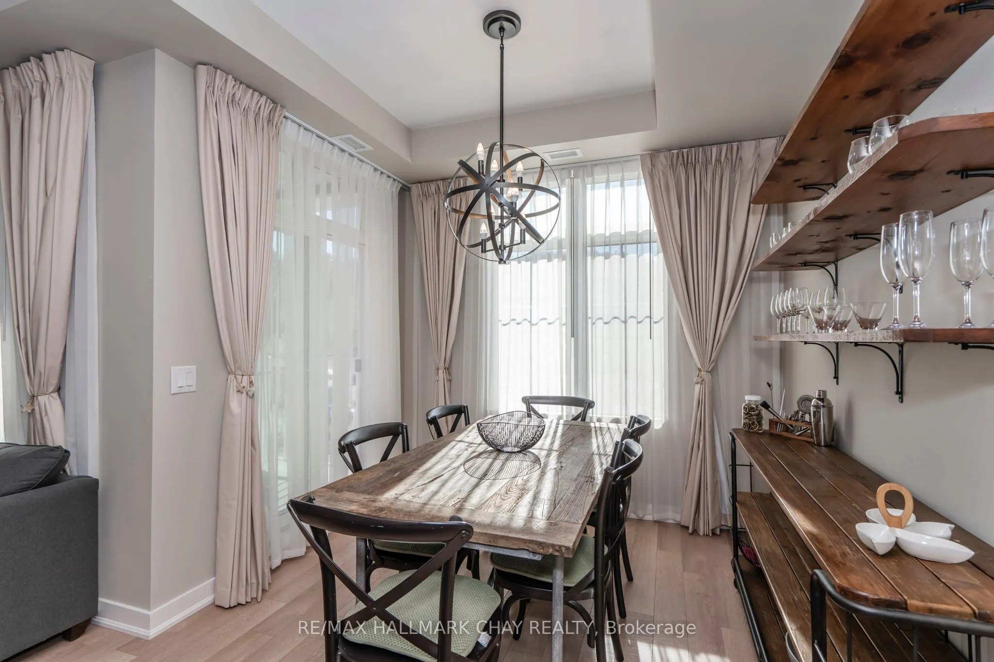 40 Horseshoe Boulevard, #207