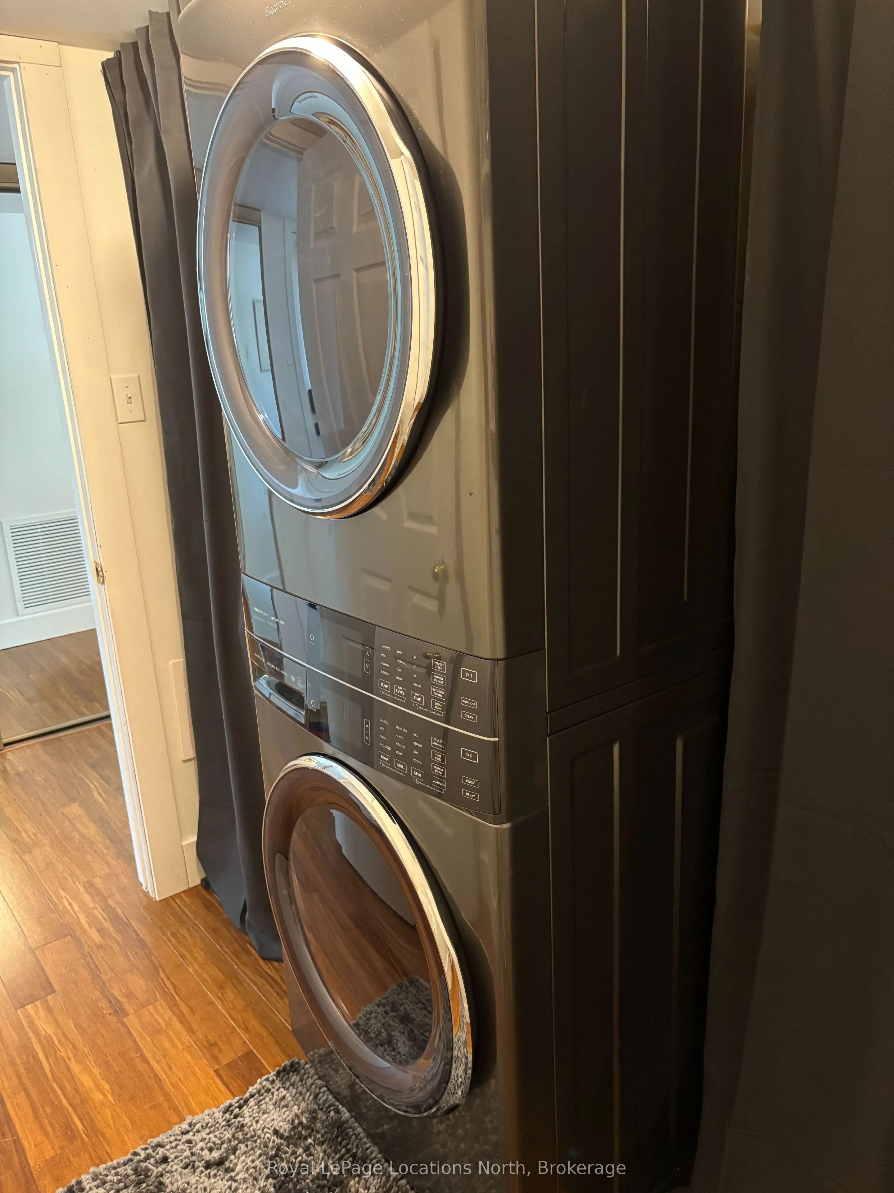 912 Cedar Pointe Court, #8