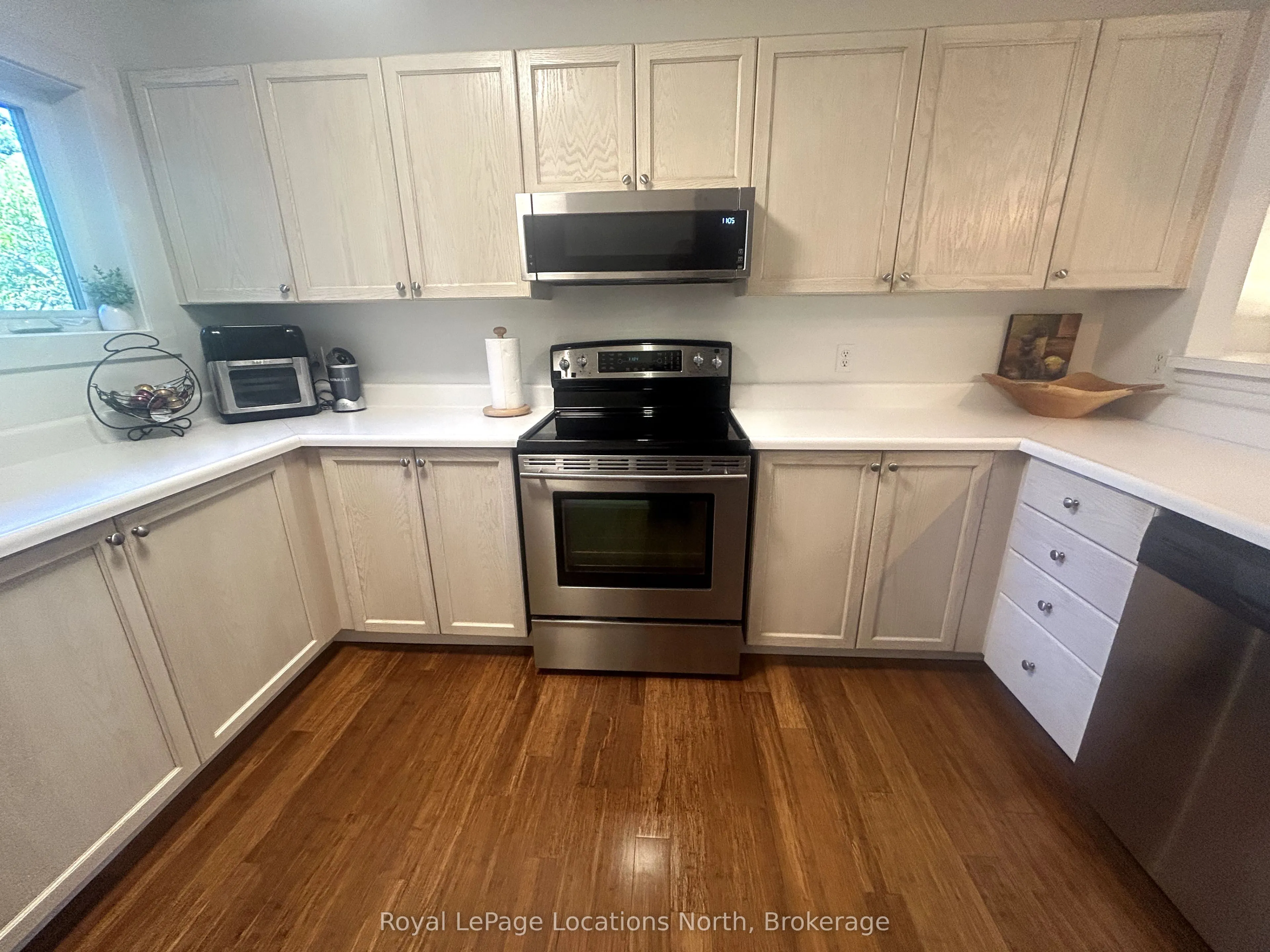 912 Cedar Pointe Court, #8