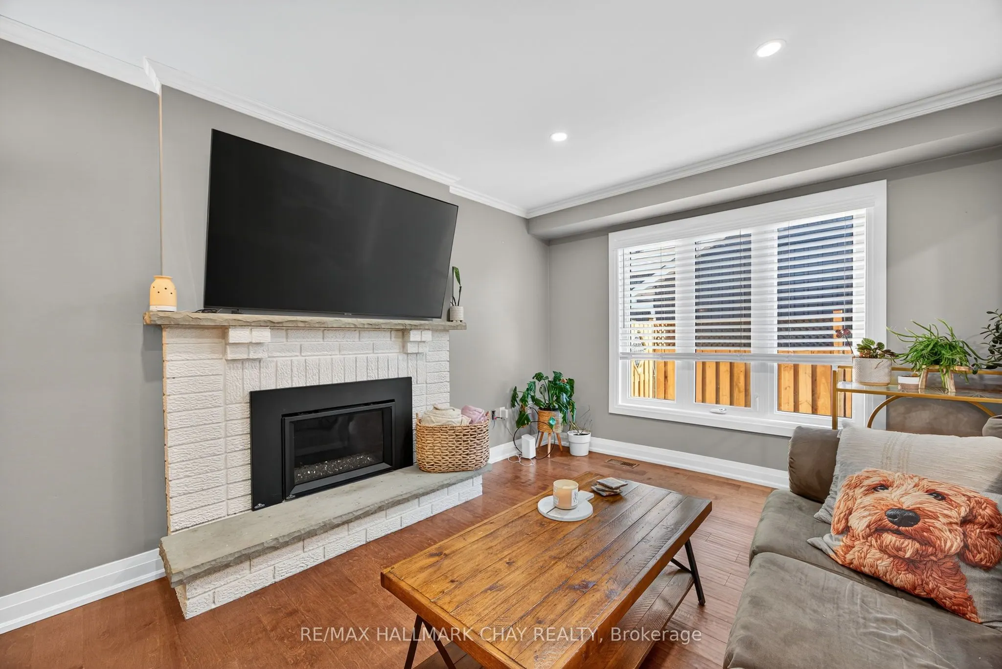 1 Knicely Road, #Main