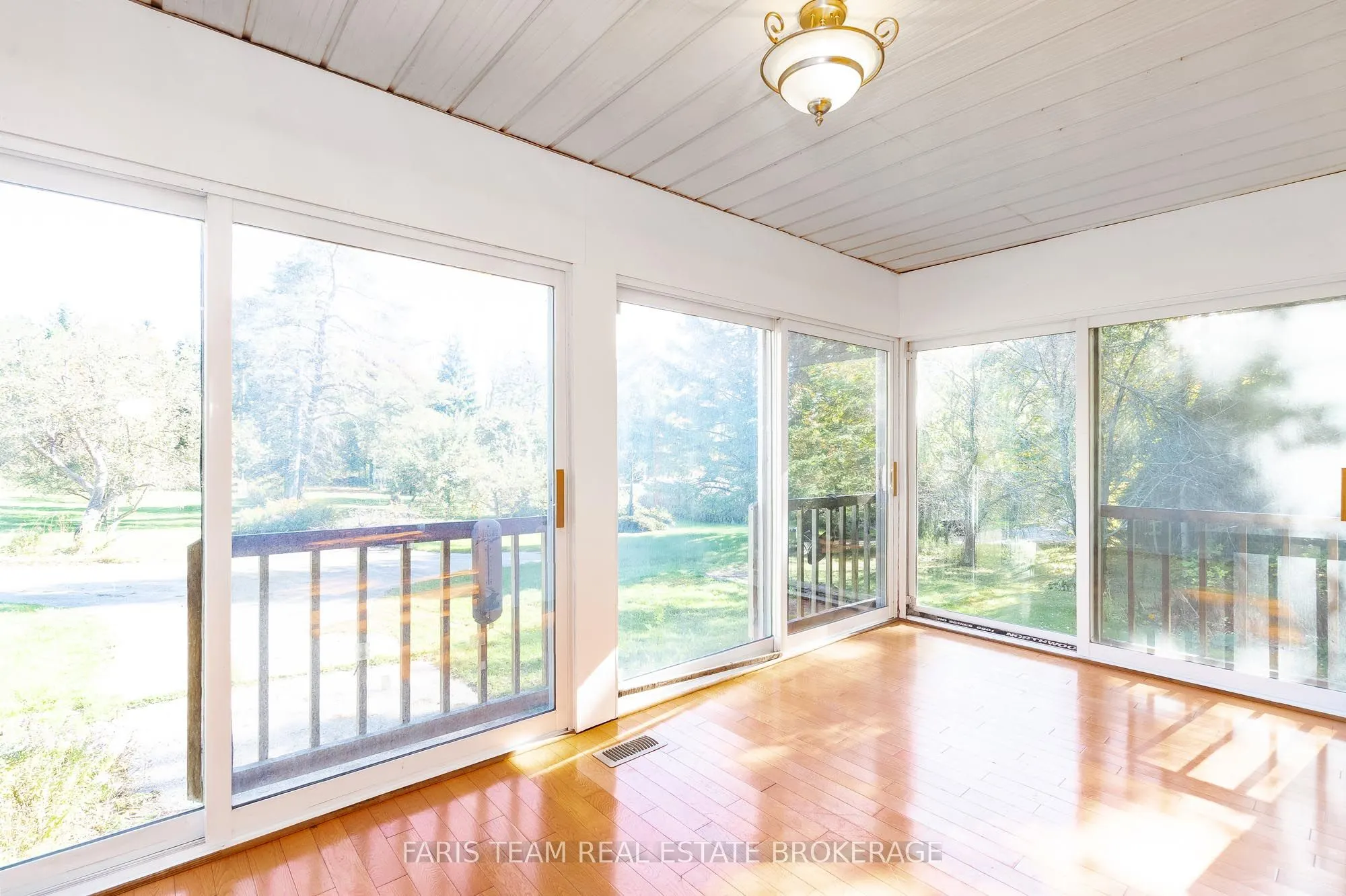 201 Ridge Road W