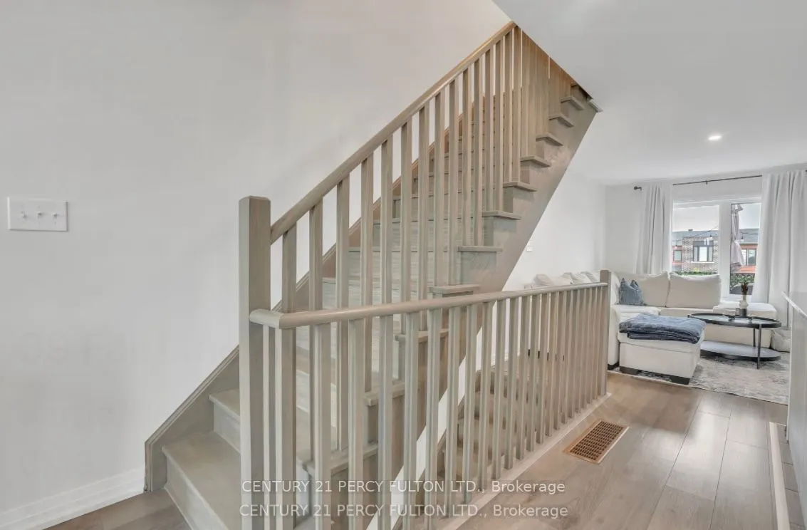 89 Fairlane Avenue
