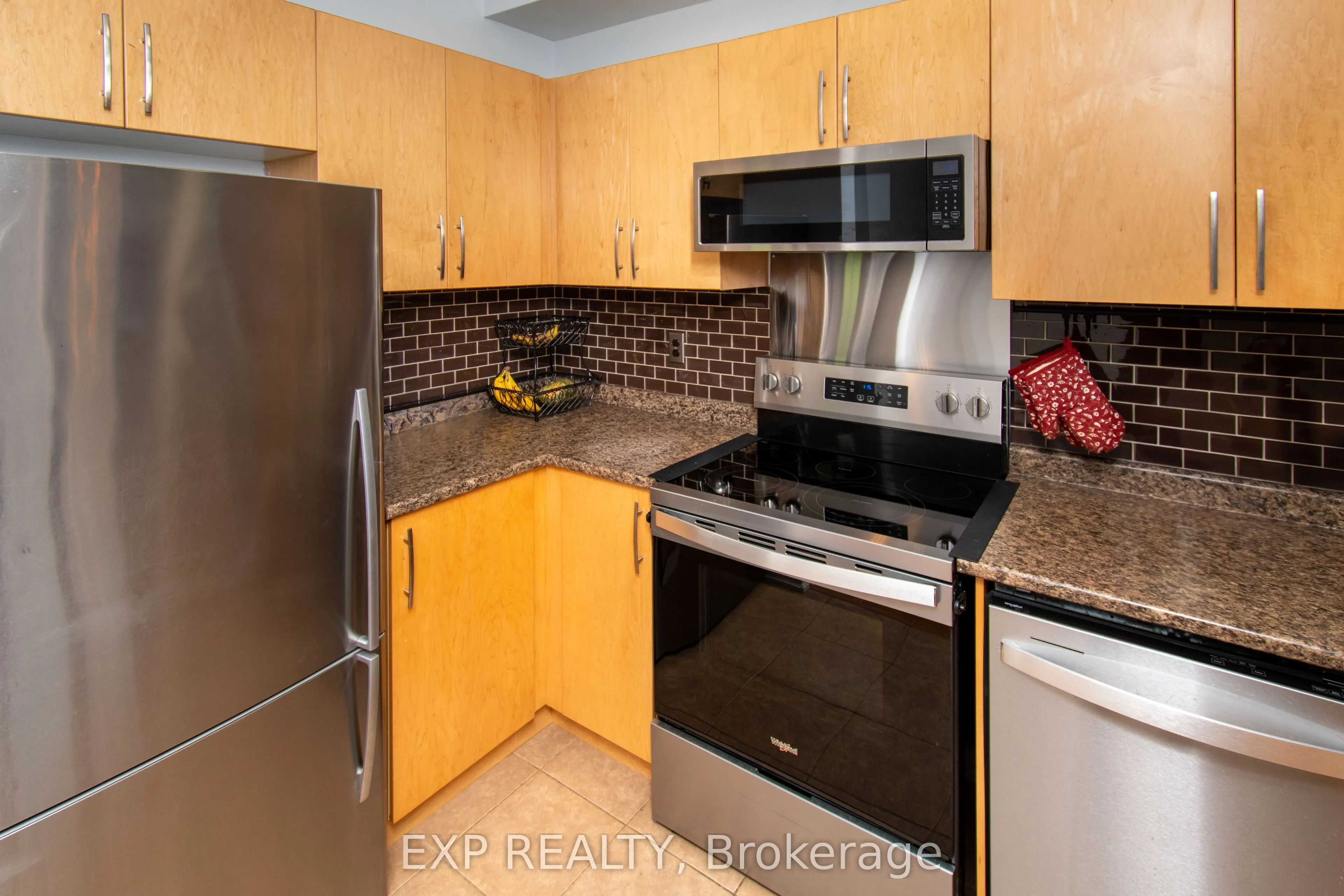 175 Stanley Street, #64