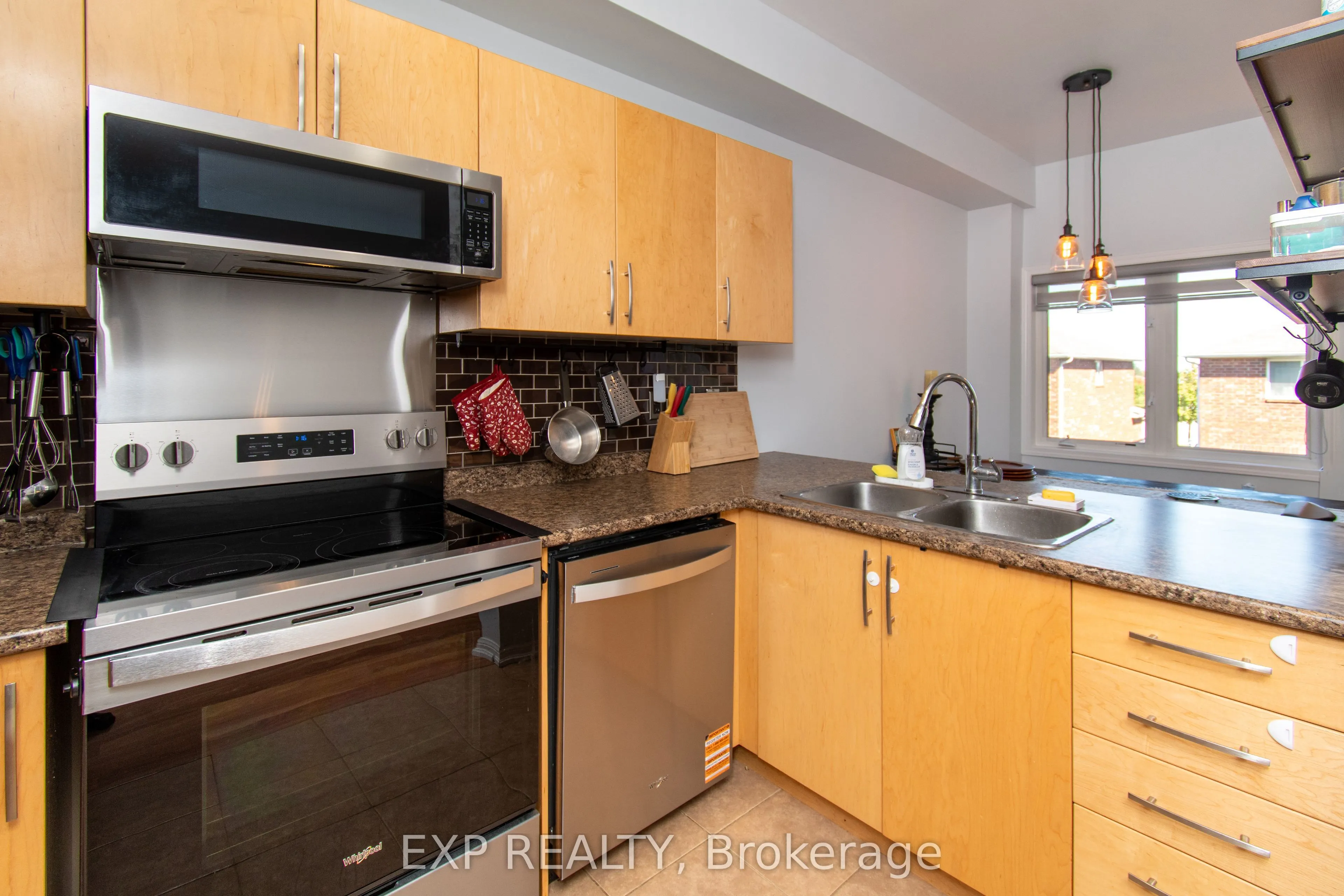 175 Stanley Street, #64