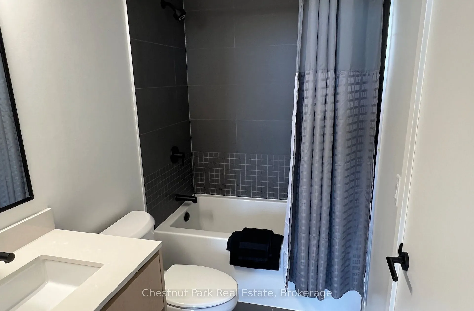31 Huron Street, #524