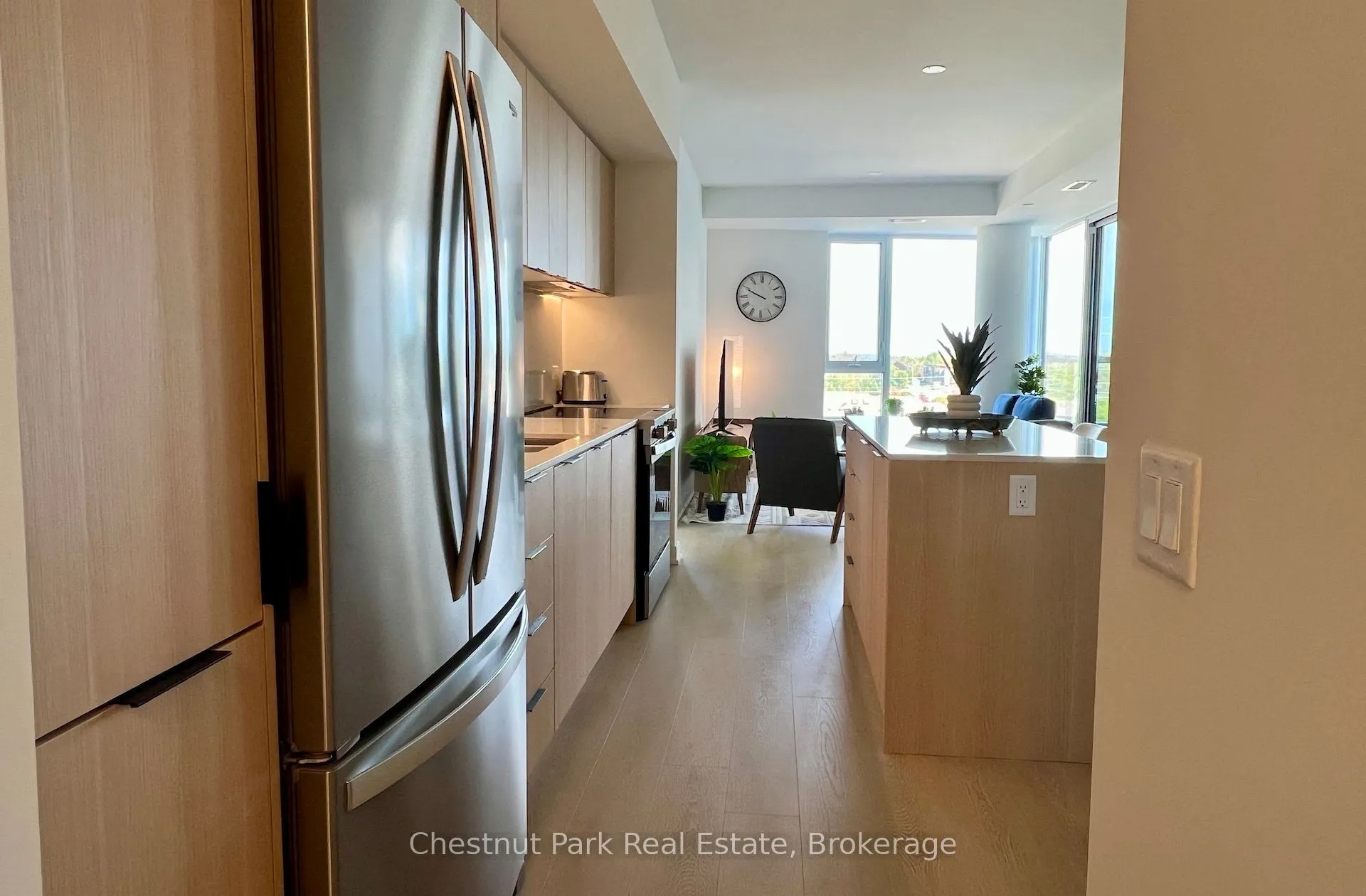 31 Huron Street, #524