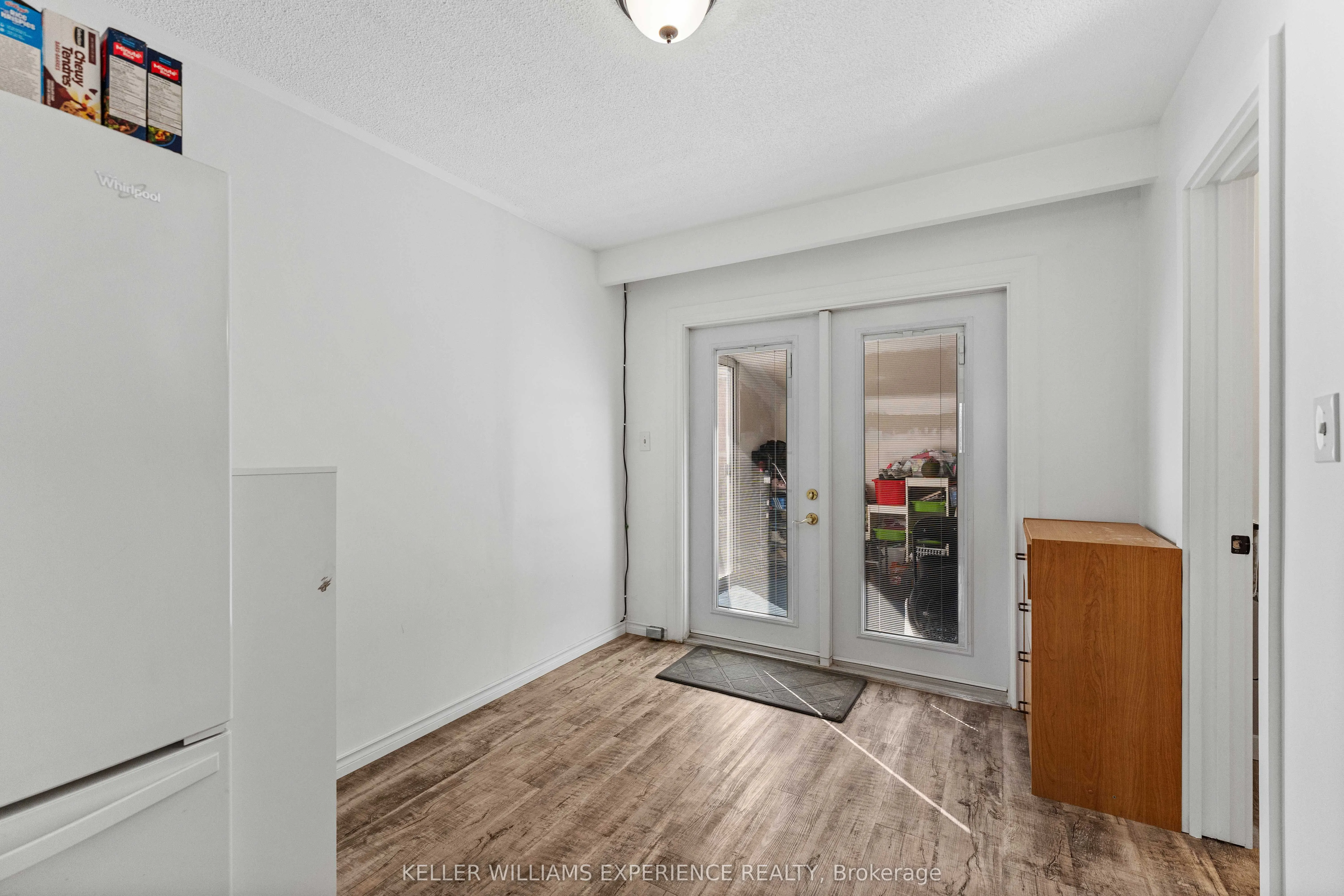 28 GIBBARD Crescent