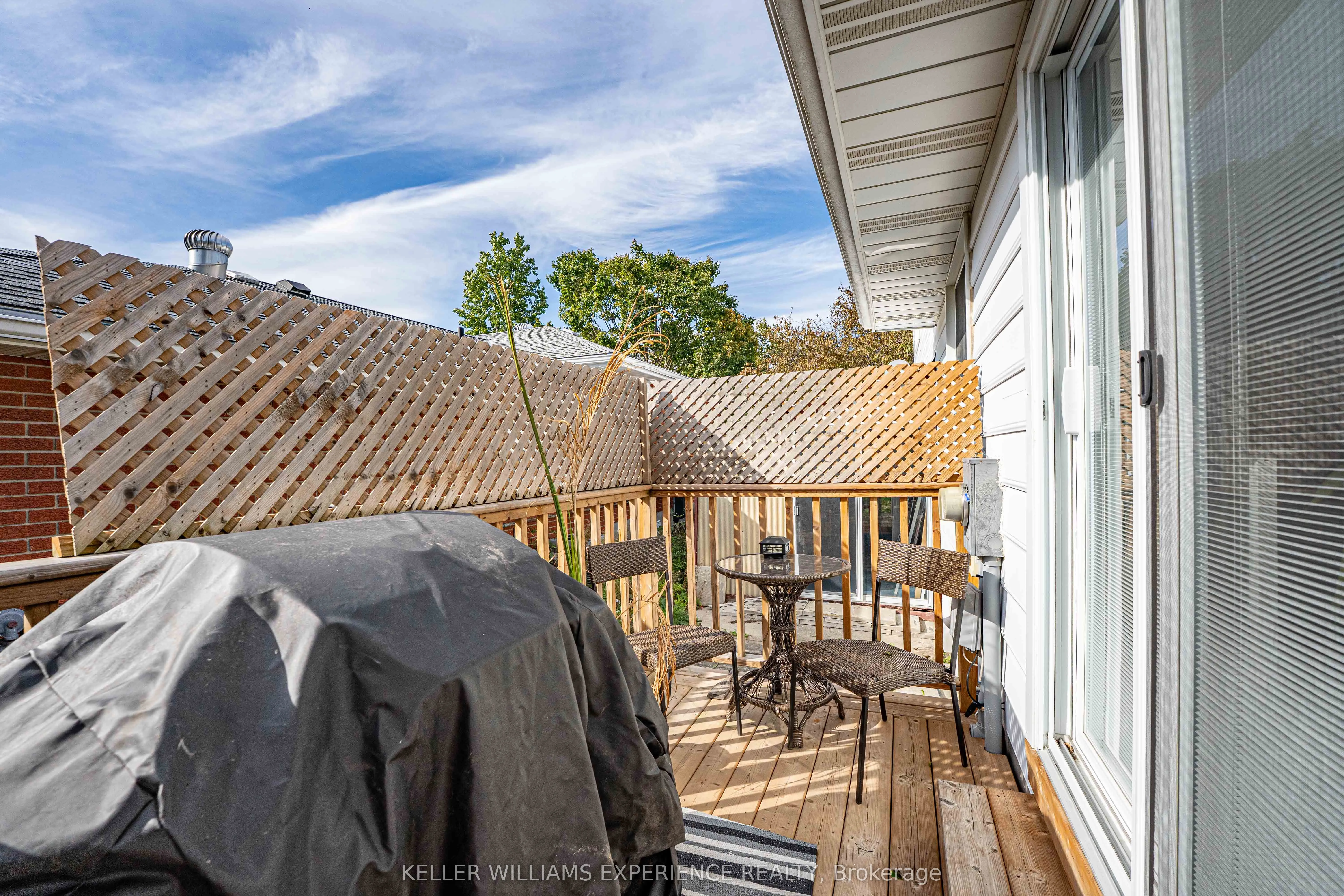 28 GIBBARD Crescent