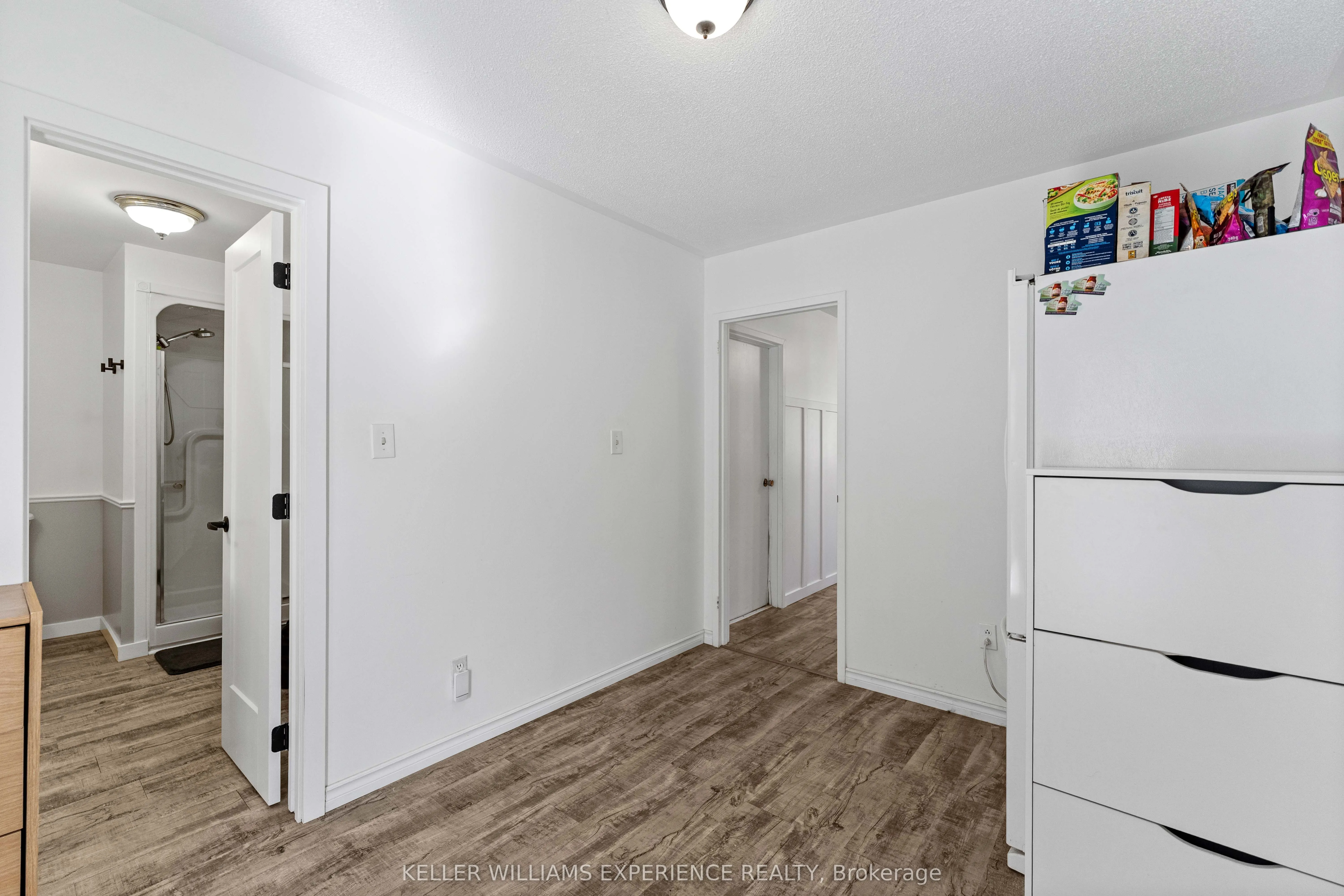 28 GIBBARD Crescent