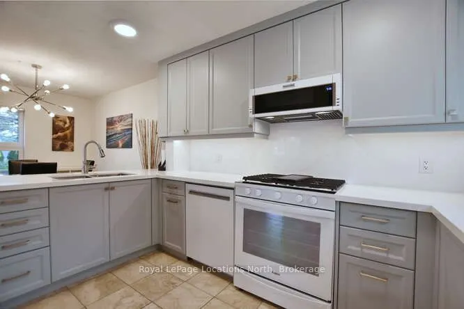 775 Johnston Park Avenue, #18