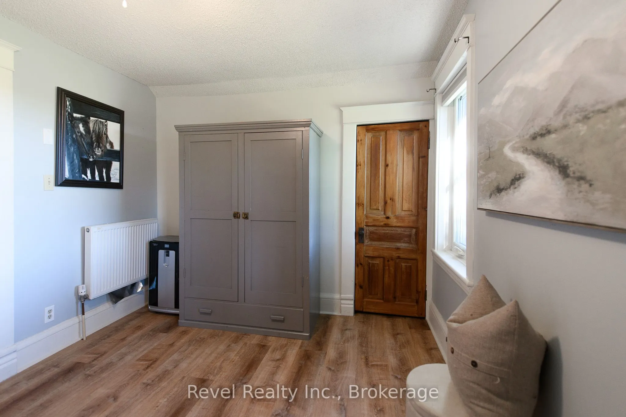 6905 Regent Street