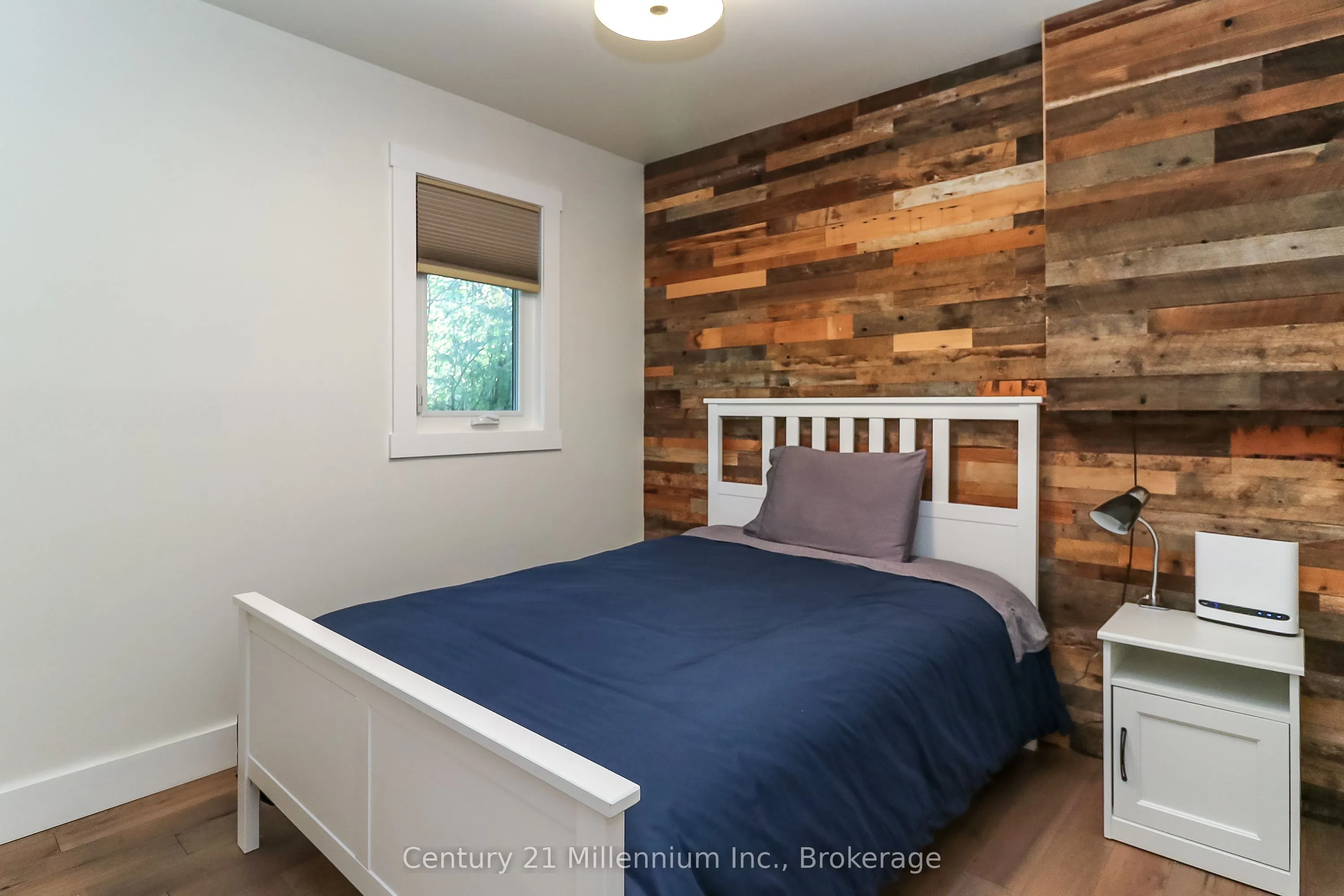 194 Escarpment Crescent, #4