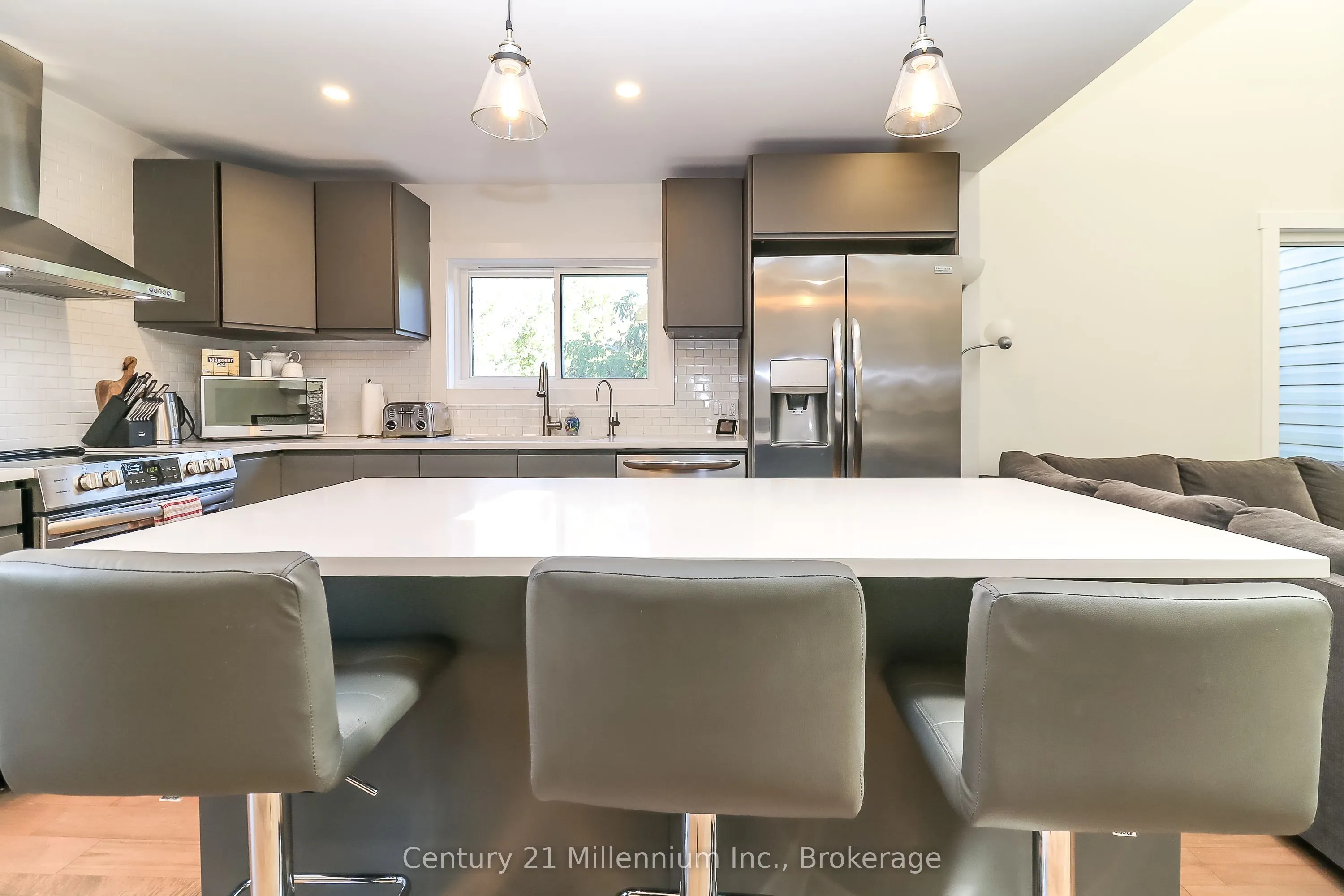 194 Escarpment Crescent, #4
